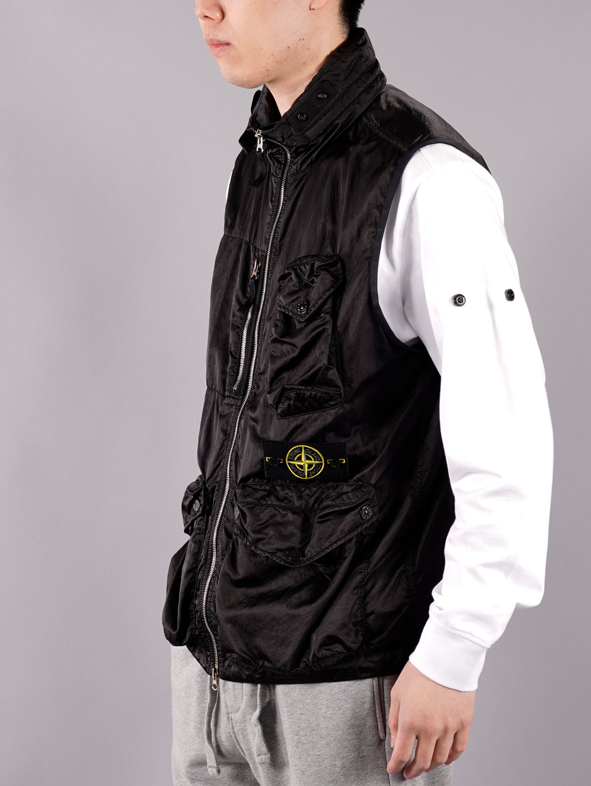 STONE ISLAND ナイロンベスト L-