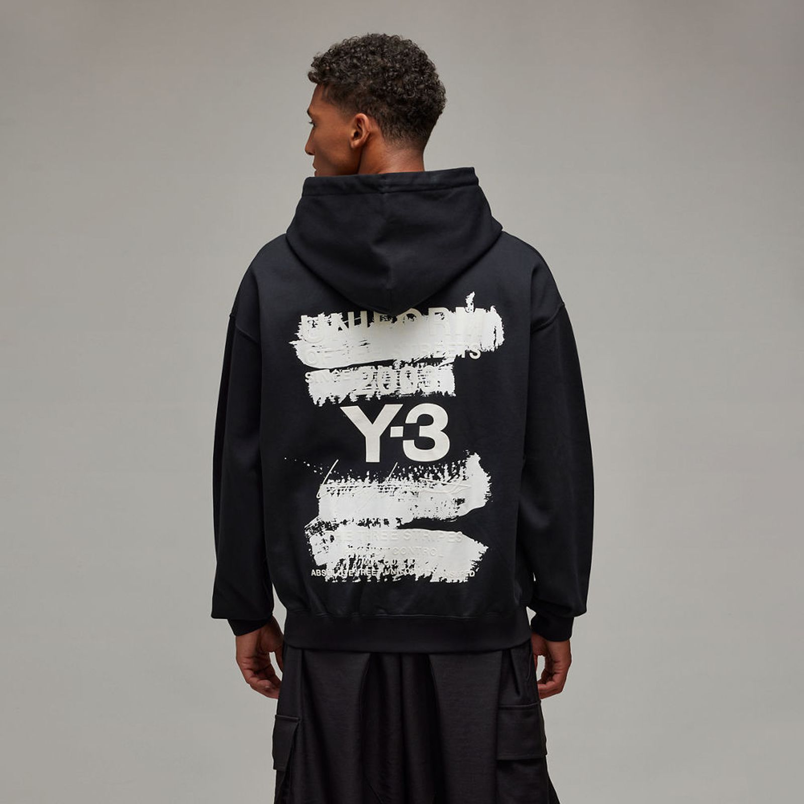U GFX HOODIE / ユニセックス グラフィックス フーディー  (ブラック)