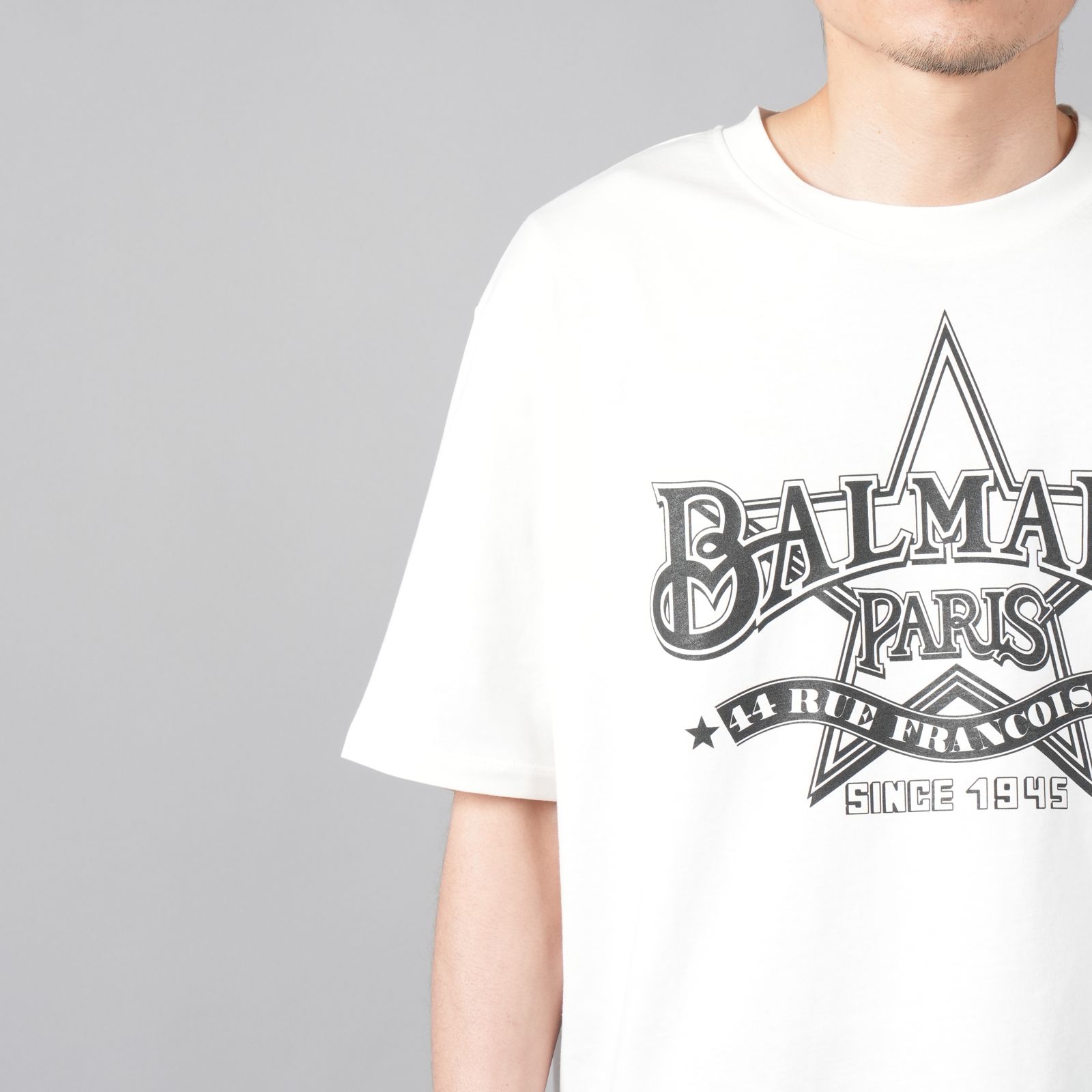 BALMAIN - 【ラスト1点】BALMAIN STAR PRINT T-SHIRT -STRAIGHT FIT / バルマン スタープリント  Tシャツ [ストレートフィット] (ホワイト) | Confidence