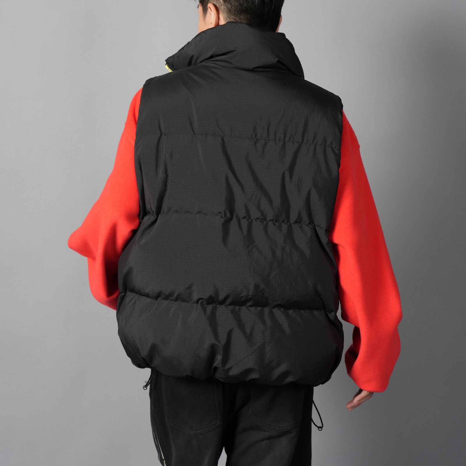 FLOWING DOWN VEST / フローウィング ダウンベスト  (ブラック)
