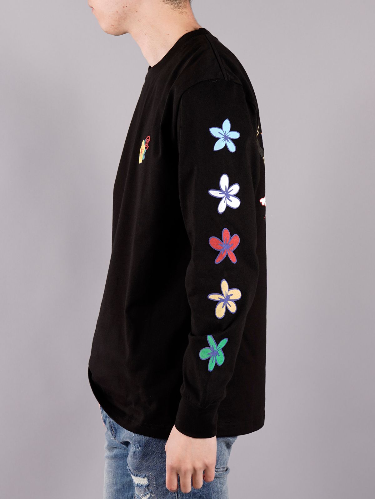 FLOWERS PRINT LS TEE / フラワーズ プリント ロングスリーブ ティー (ブラック)