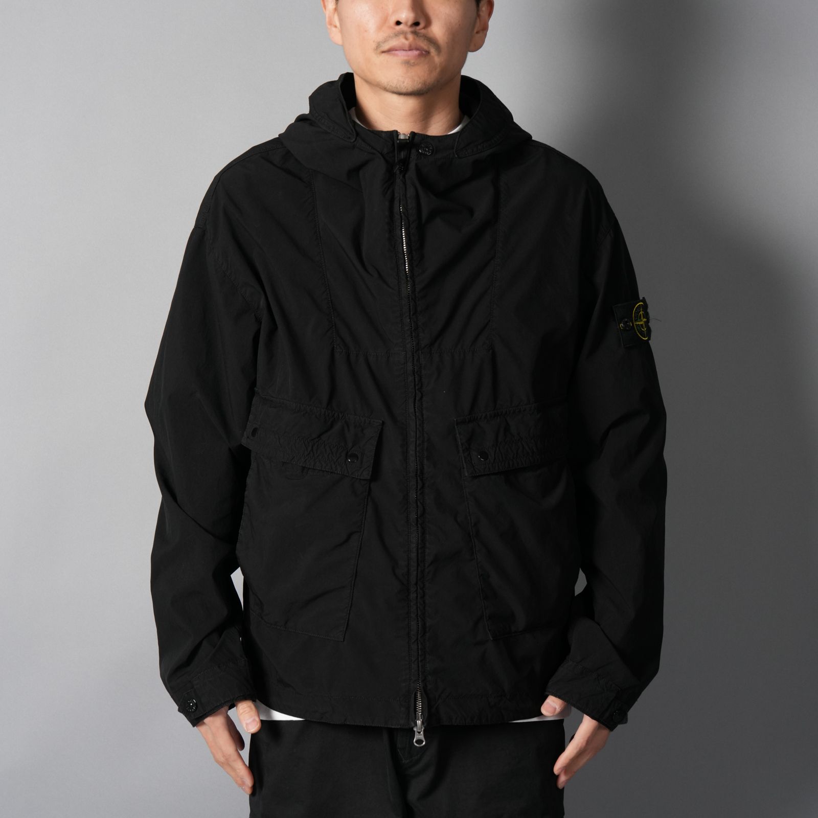 4100052 / Light Compact Touch Poly-TC Hooded Jacket / ジャケット (ブラック)