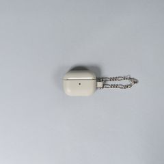 チェーン付レザーAirPods Proケース (ホワイトベージュ)