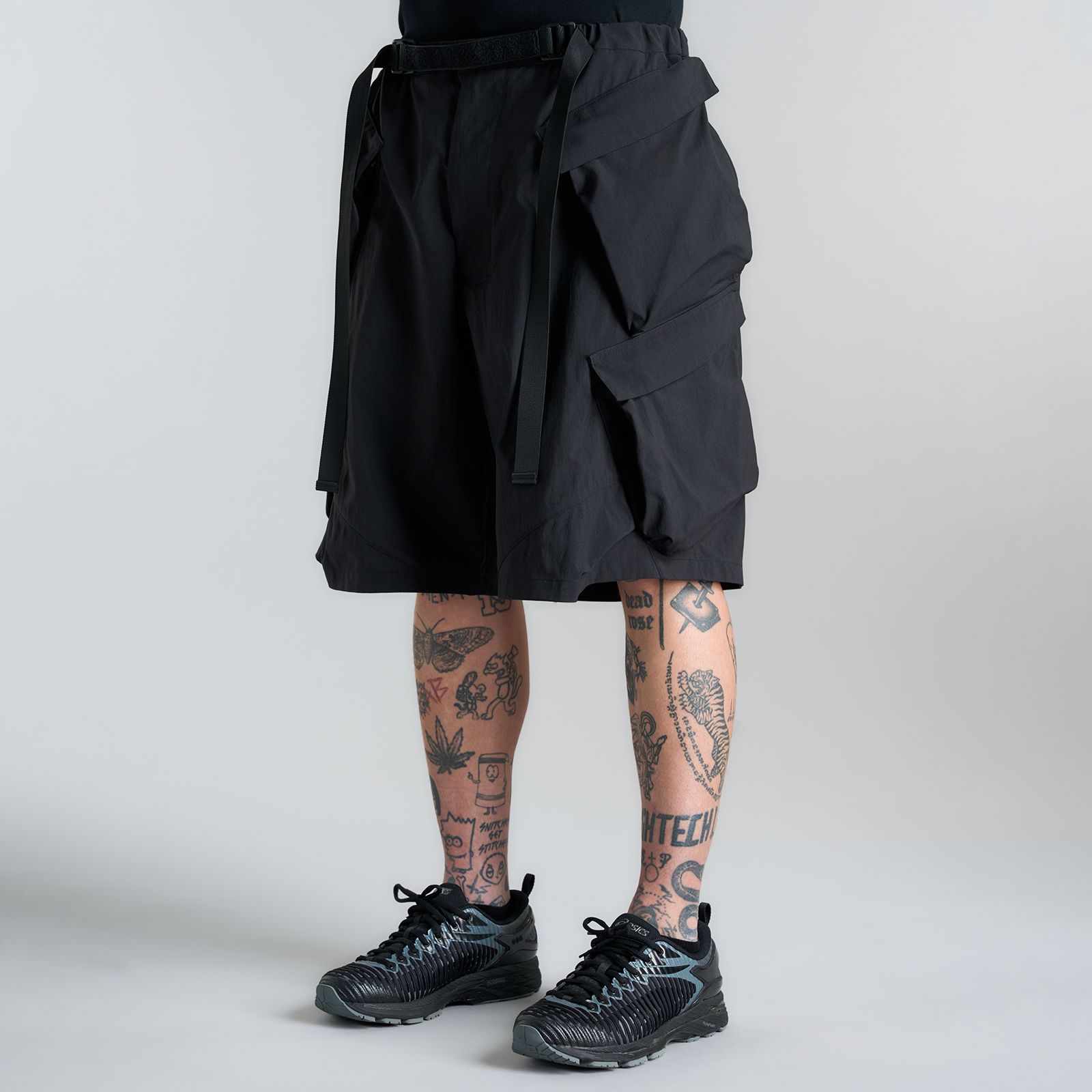【ラスト1点】SP56A-M / NYLON STRETCH DOUBLE CARGO SHORT PANT / ショートパンツ [ウルトラワイドフィット][ストレッチ入り] (ブラック)