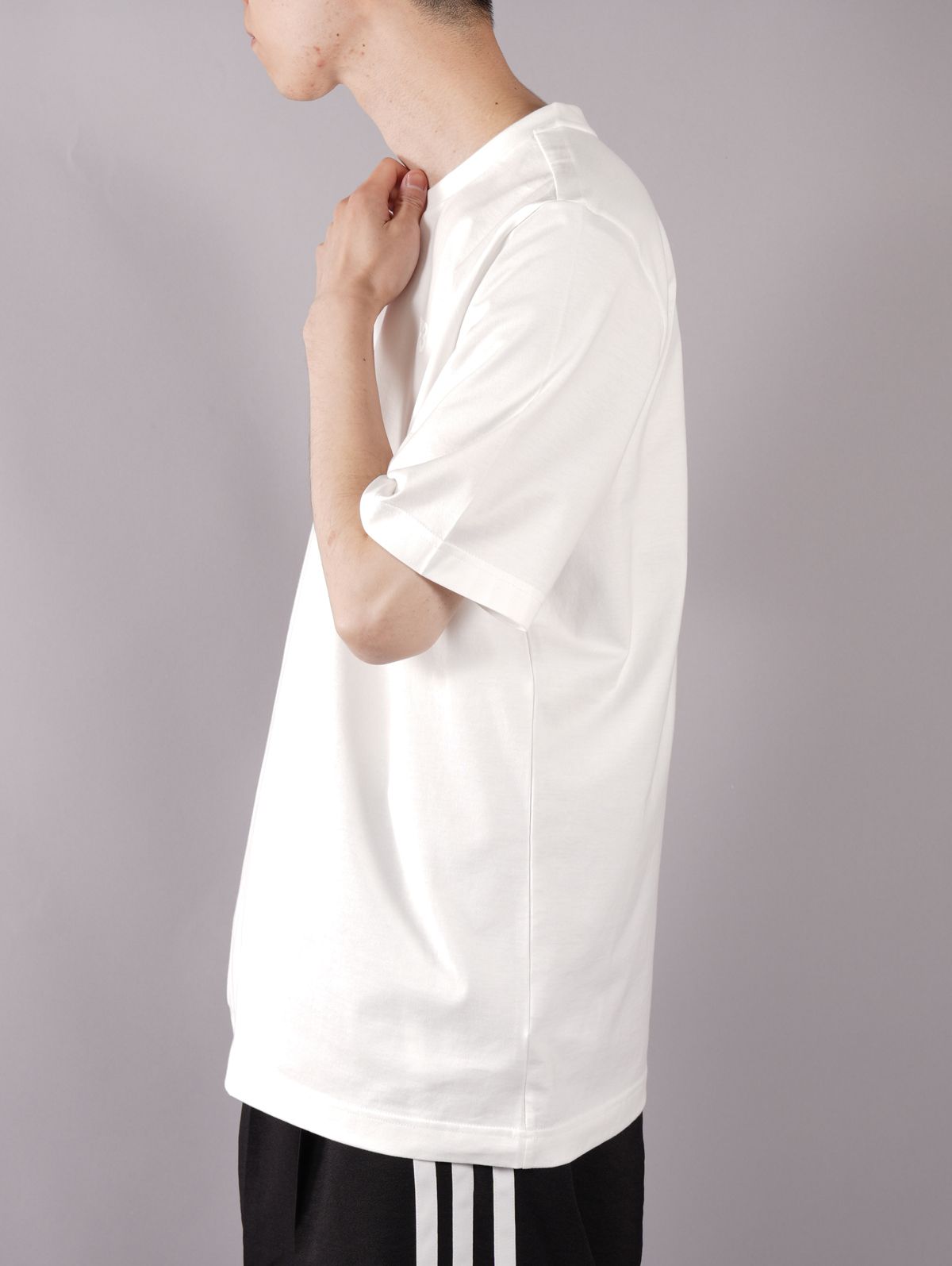 【即発】Y-3 ワイスリー U CH1 COMMERATIVE Tシャツ(HG8796) Y-3 ワイスリー 半袖 Tシャツ HG8796 U CH1 COMMERATIVE SS TEE