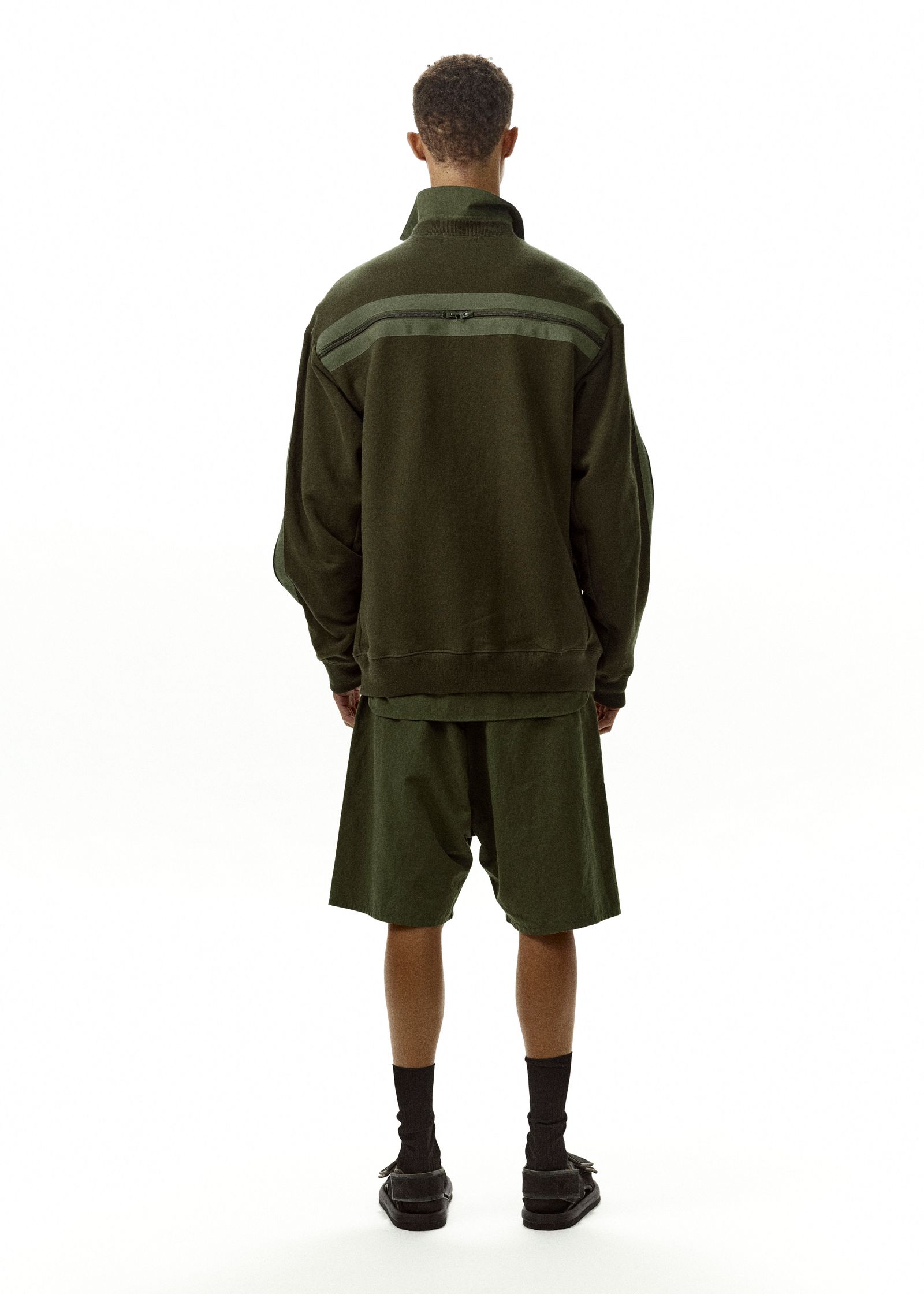 D-VEC D-VEC x ALMOSTBLACK / 25ss | Confidence