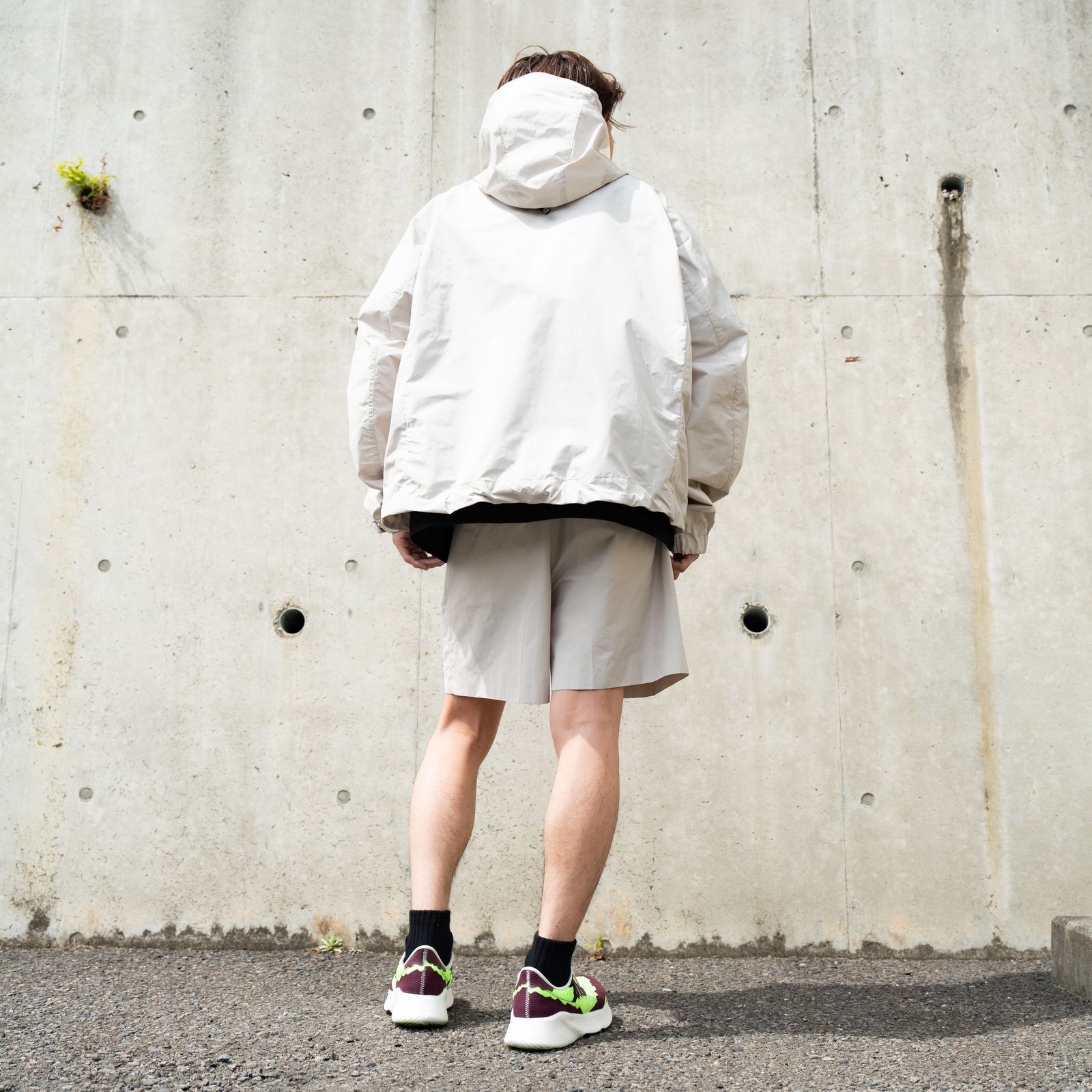 機能性を追求した立体的なシルエットのジャケット