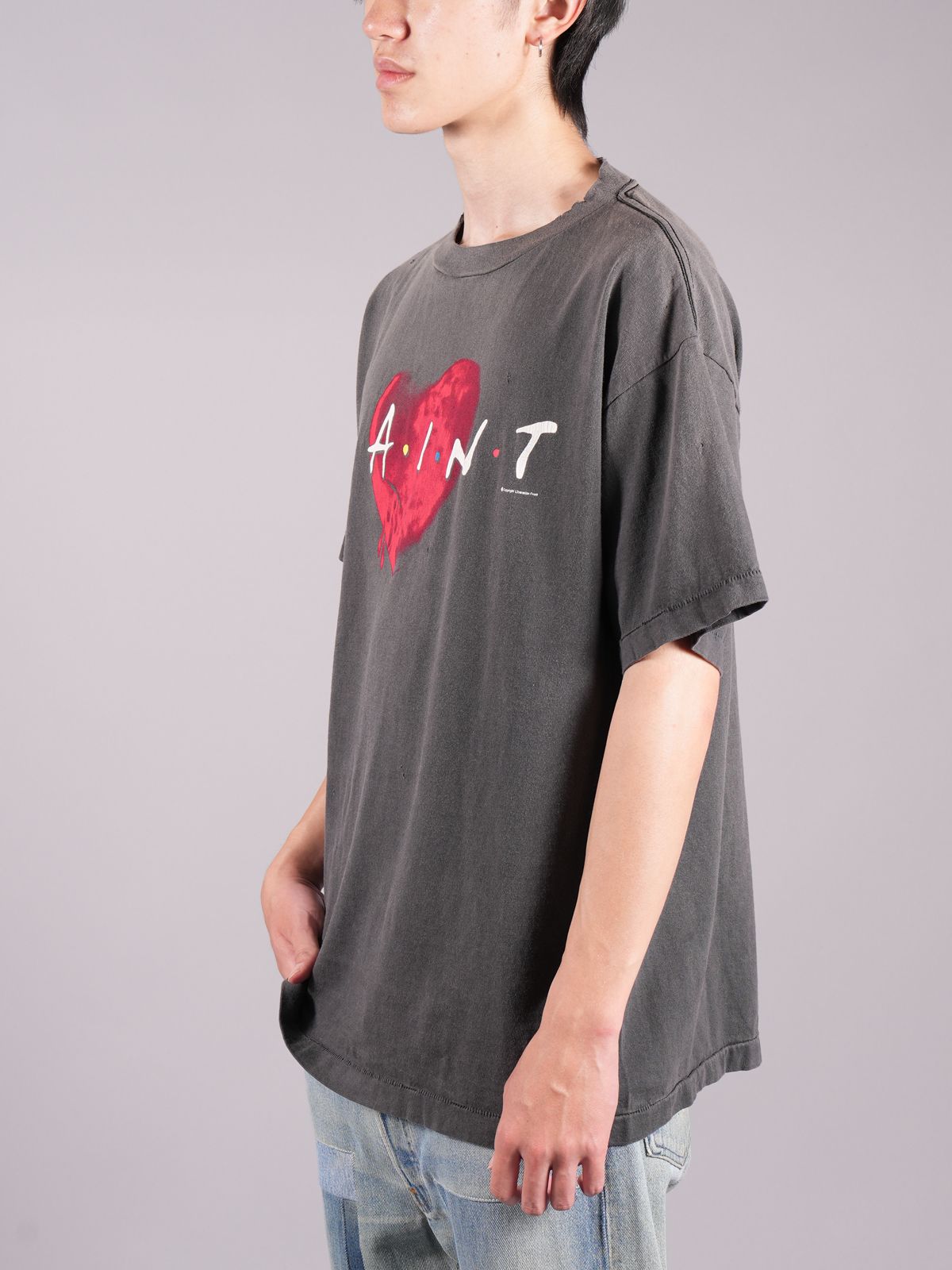 SAINT M×××××× - SM-A22-0000-004/SS TEE/ HEART/BLACK / Tシャツ (ブラック) |  Confidence