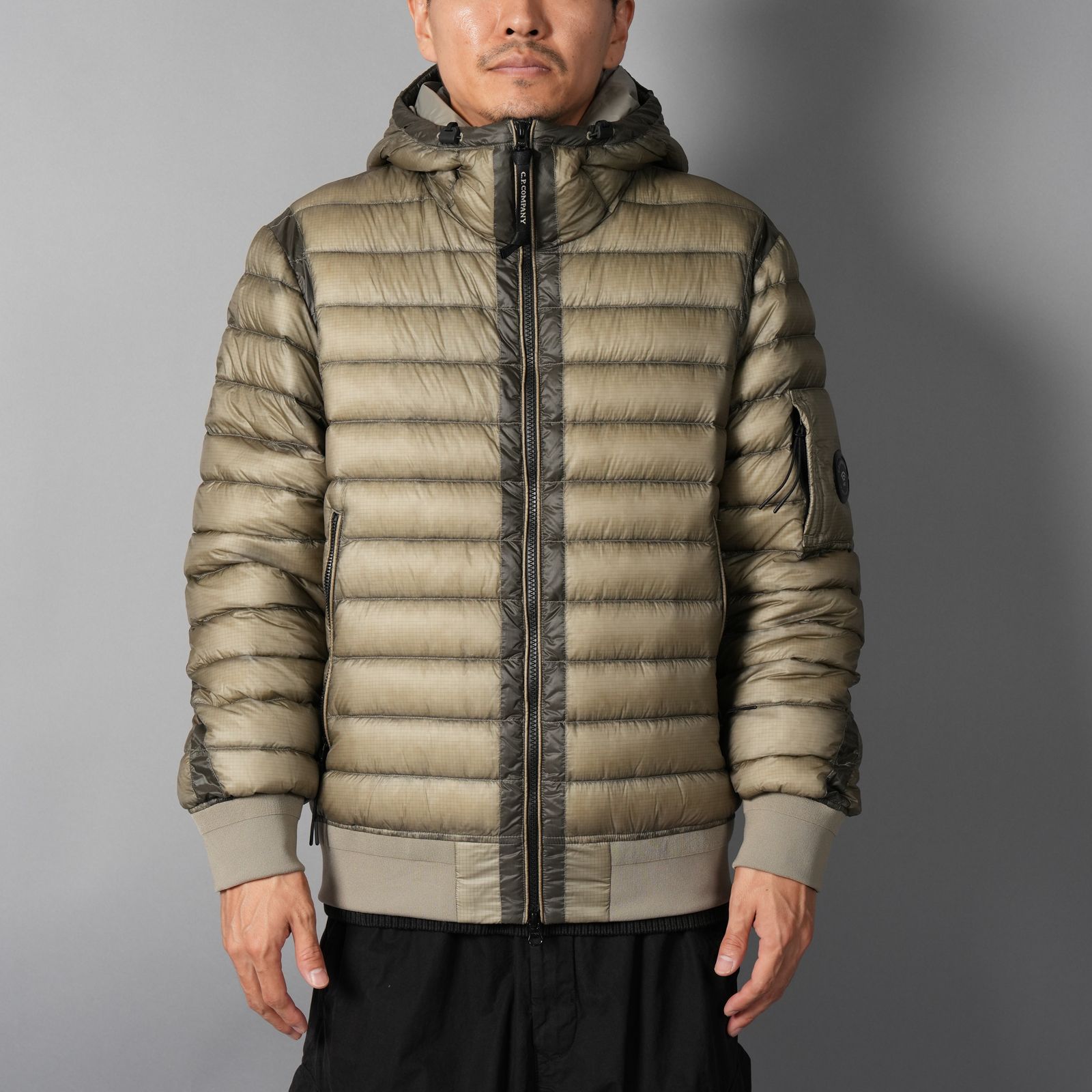 【残りわずか】D.D. Shell Hooded Lens Down Jacket / フーデッド レンズ ダウンジャケット (フォールンロック)