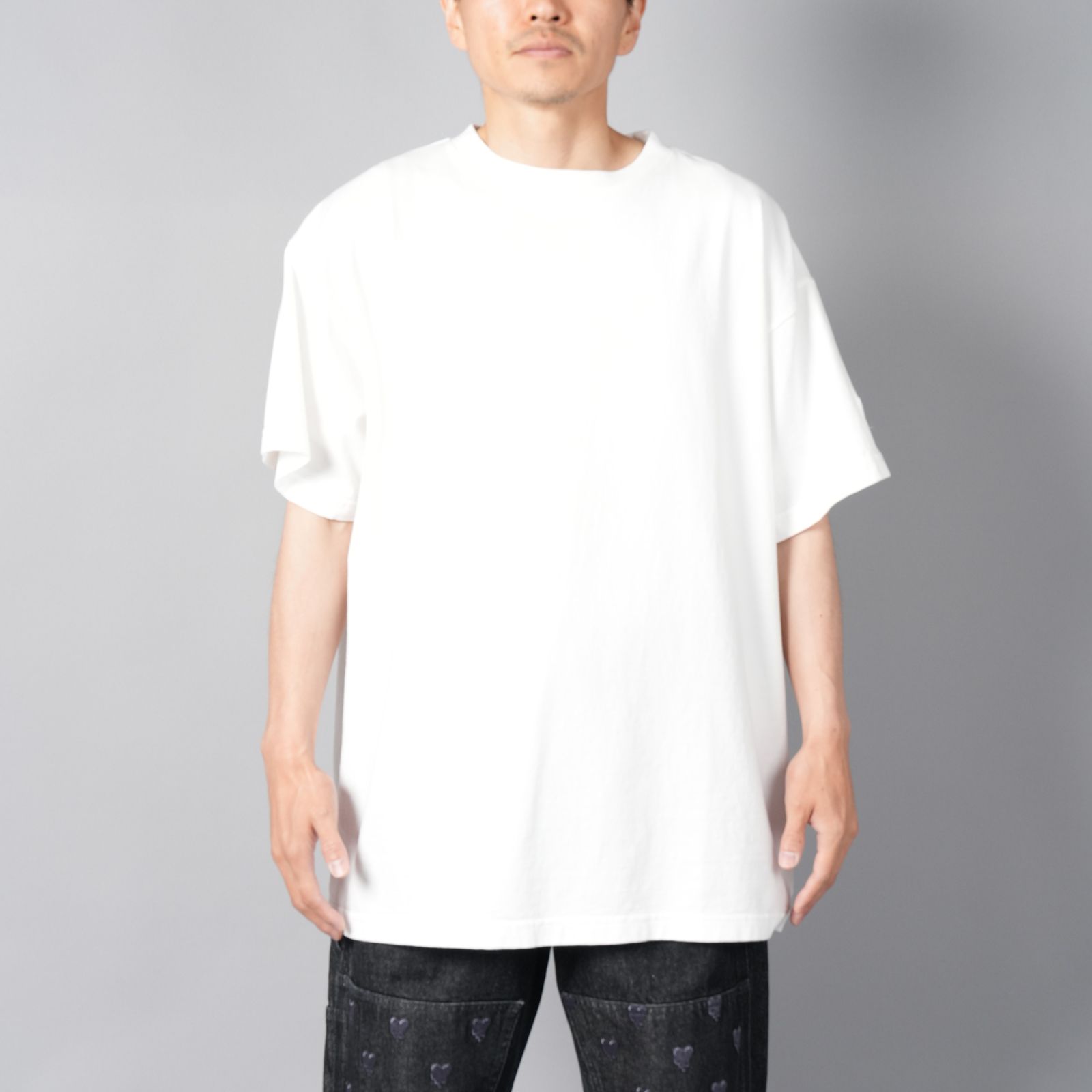 完売前に■EMOTIONALLY UNAVAILABLE■ポケットTシャツ 白 黒 完売前に□EMOTIONALLY UNAVAILABLE□ポケットTシャツ 白 黒
