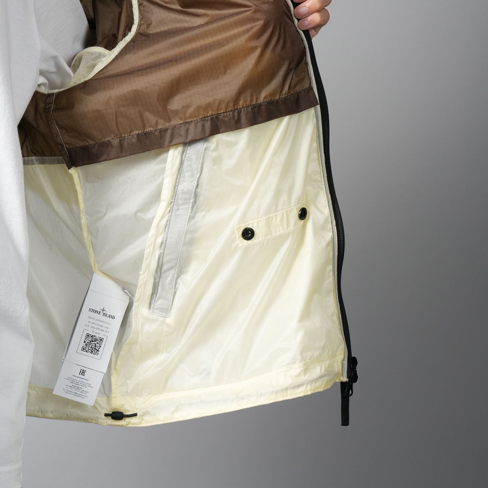 Q100008 / RIPSTOP LIGHT HT NYLON / ナイロンジャケット [コーデュラ][リップストップ](ベージュ)