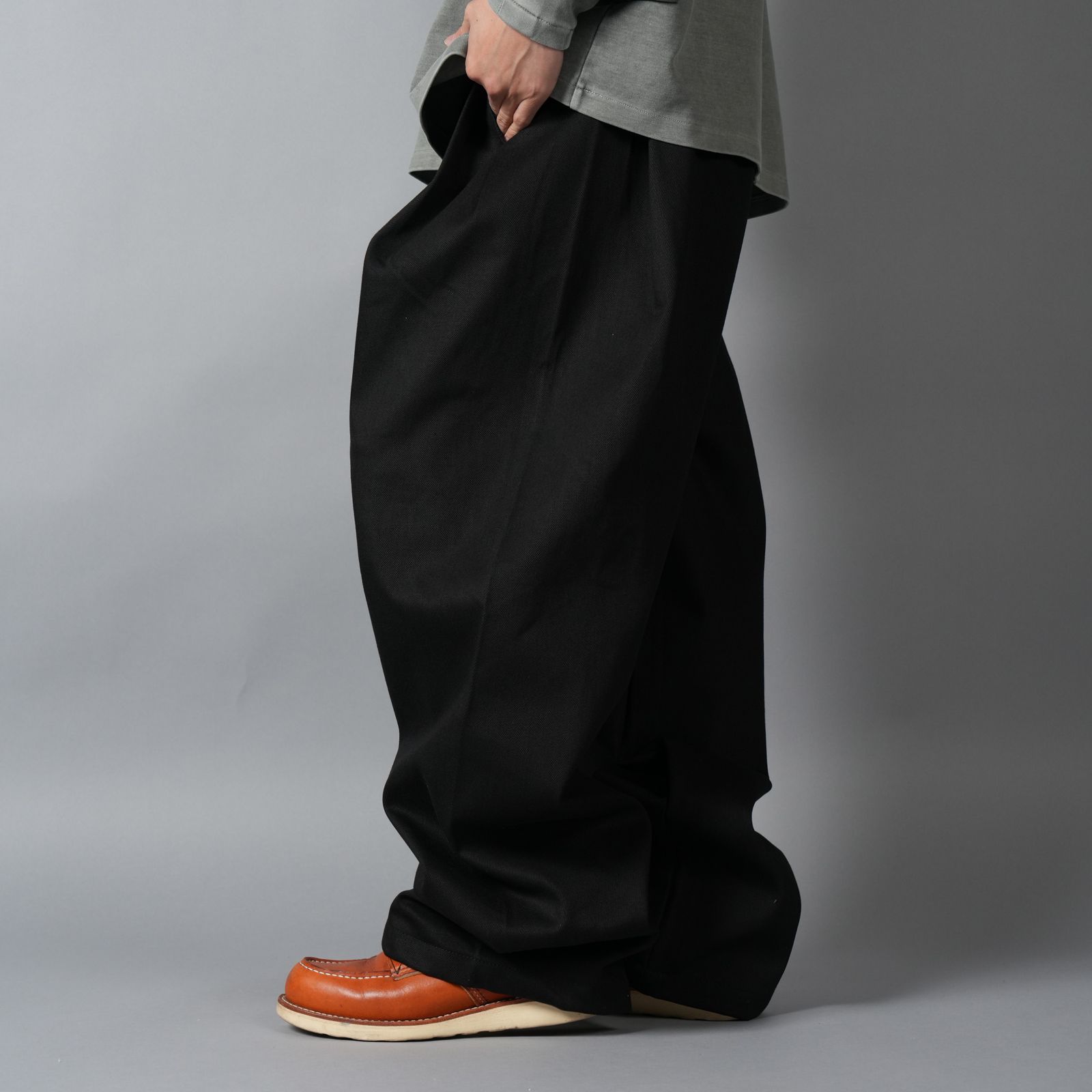 DENIM 440 BERMUDA JEANS / デニムパンツ (ナイト)