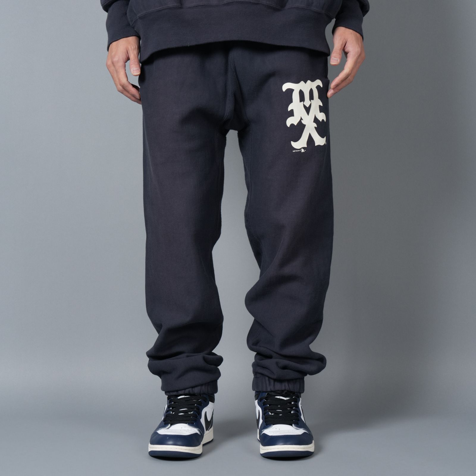 【ラスト1点】SM-YS1-0000-052 / SWT PNT / MX / NAVY / スウェットパンツ (ネイビー)