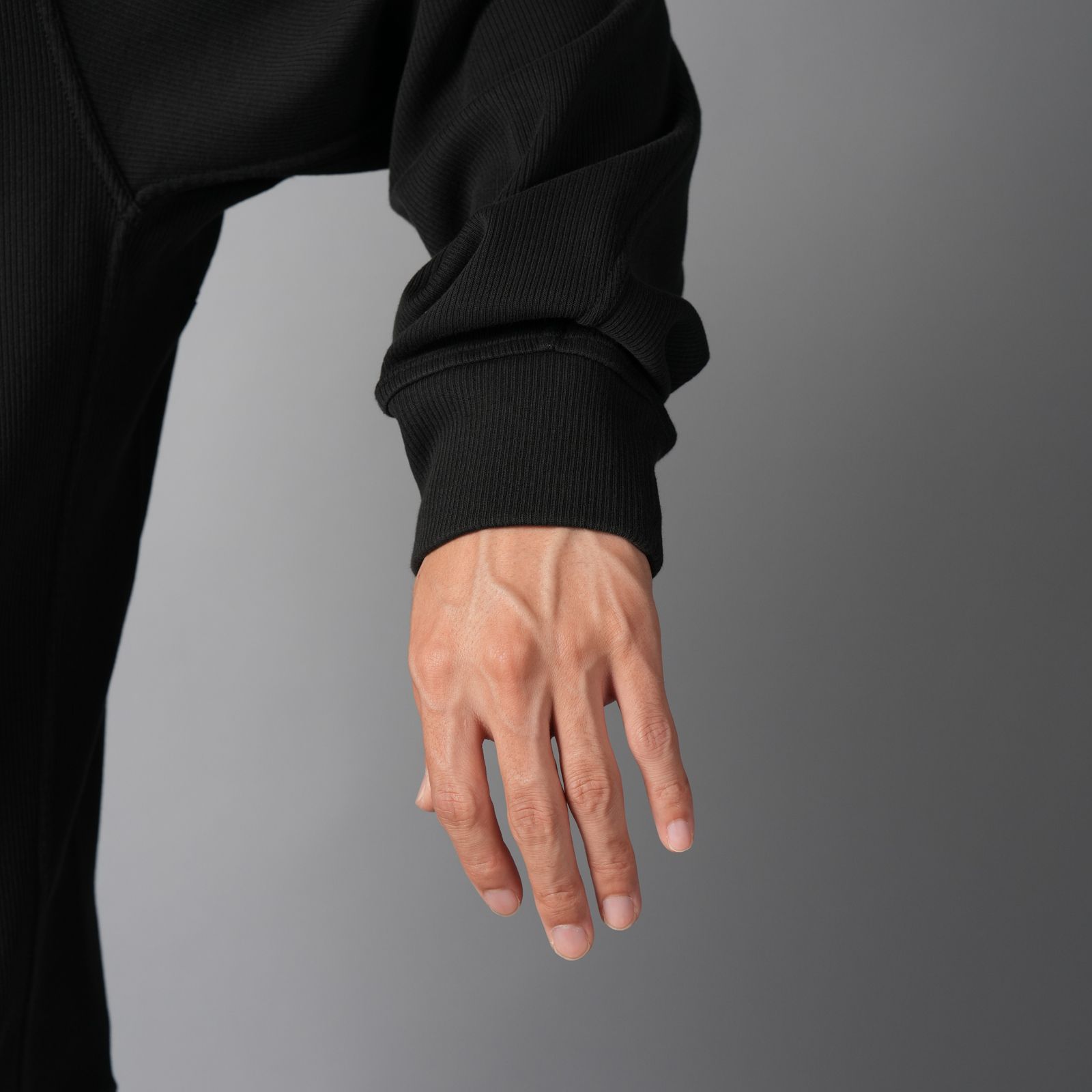 6100017 / ORGANIC COTTON INTERLOCK  / クルーネックスウェット(ブラック)