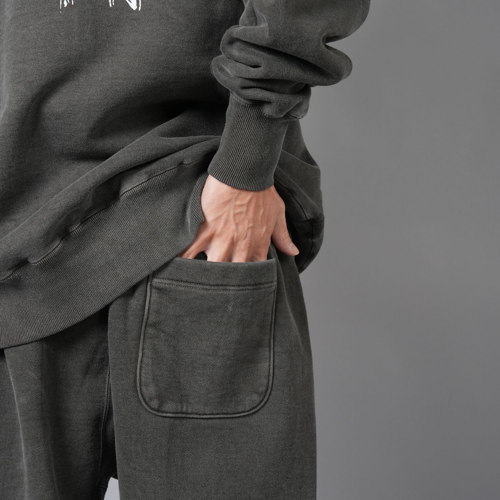 【ラスト1点】EMBROIDERED SWEAT PANTS "LASTMAN" / スウェットパンツ (ブラック)