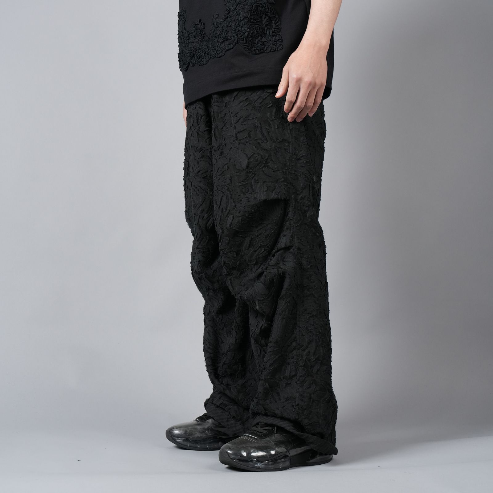 【ラスト1点】 CUT JACQUARD PARACHUTE PANTS / カットジャガード パラシュートパンツ (ブラック)