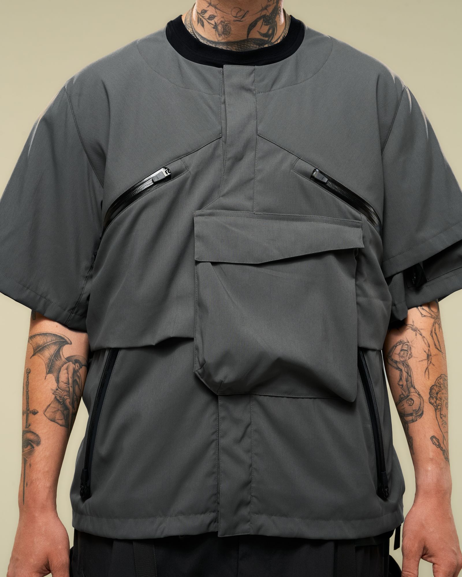 【残りわずか】V1A-M / NYLON STRETCH INTERROPS VEST / ベスト [ワイドフィット] (グレー)