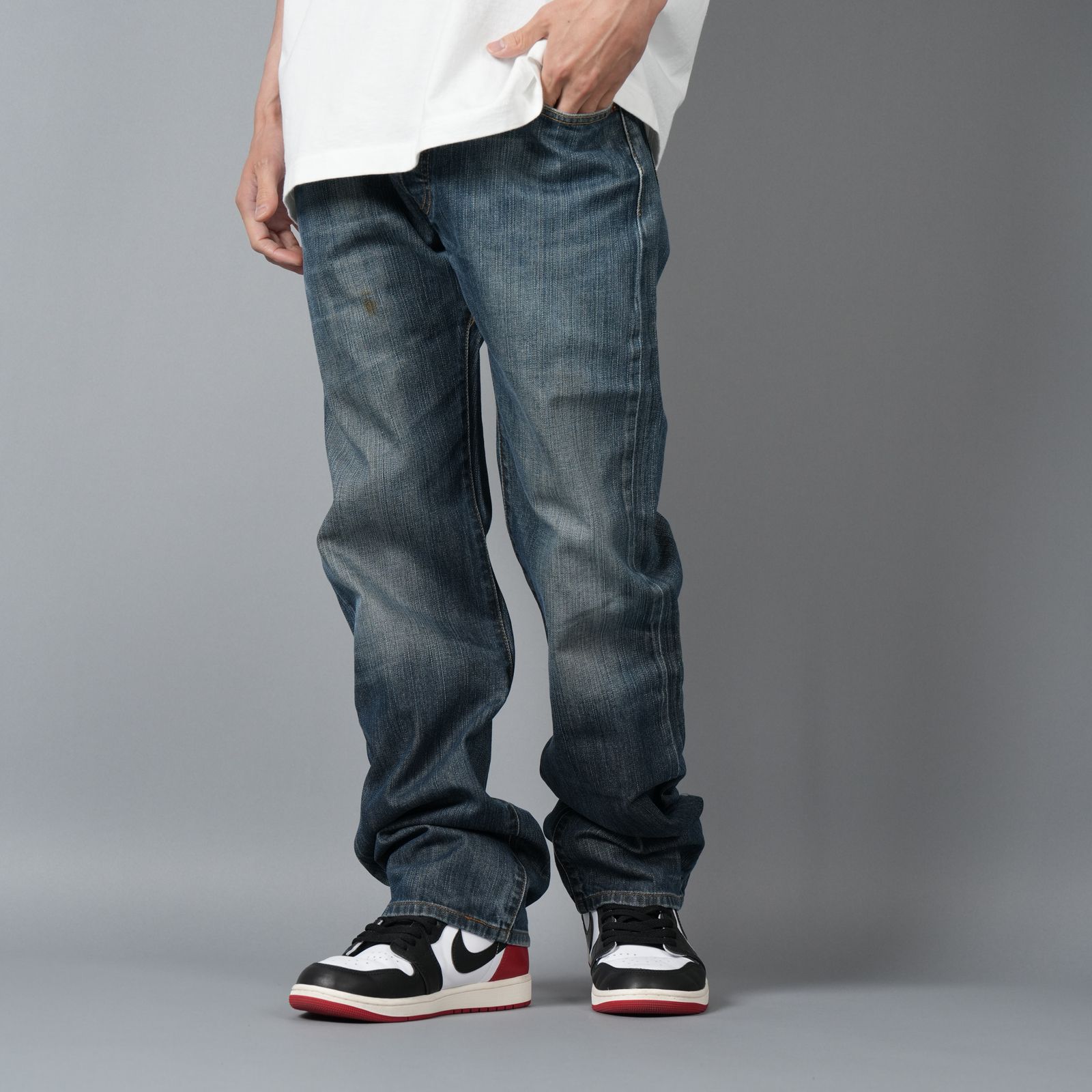 【ラスト1点】BASICKS x Vintage Levi's Heart Pocket Denim / ハートポケットデニム [32インチ] (ブルー)