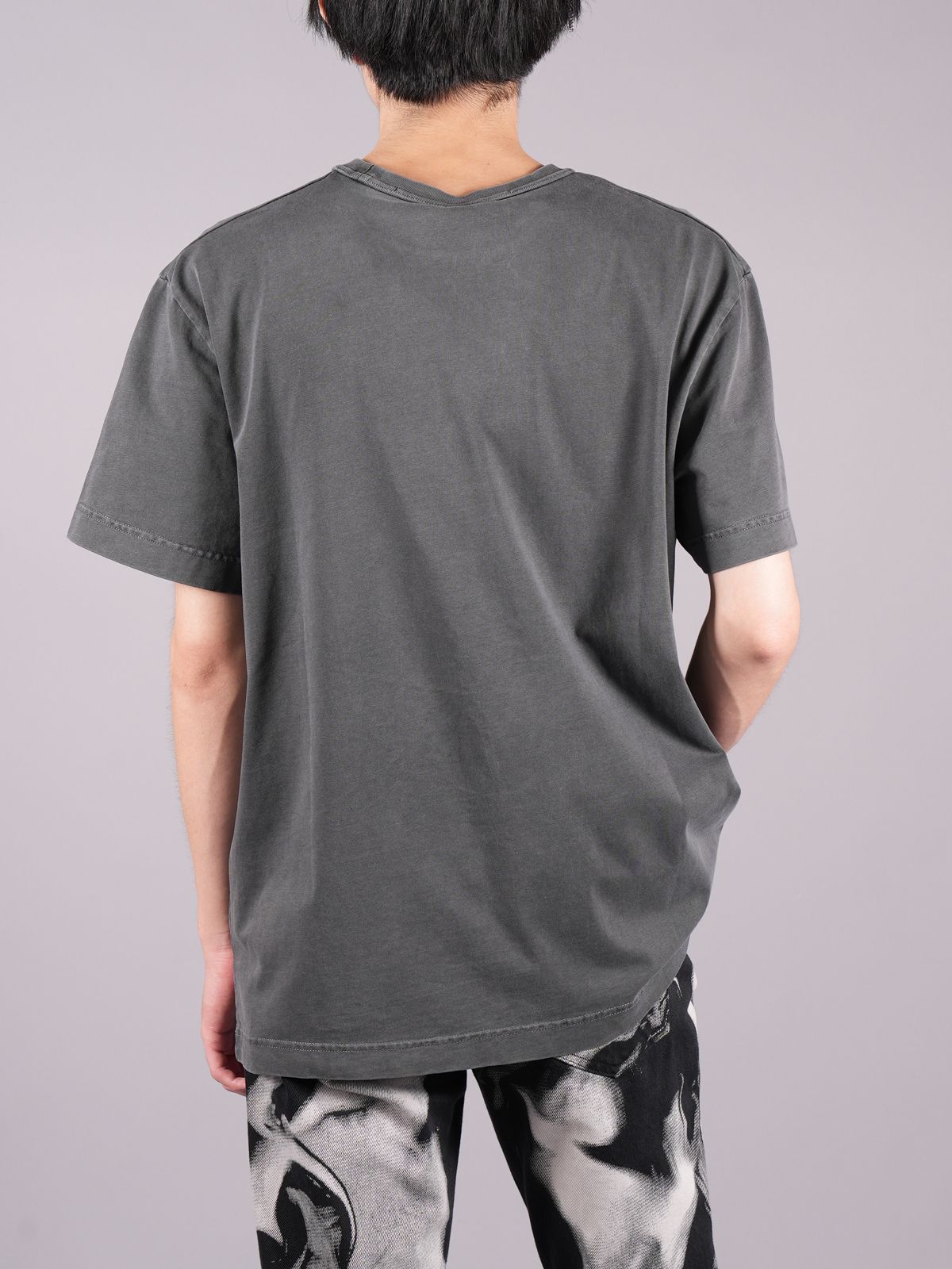 Alexander Wang - ラスト1点 / SHORT SLEEVE TEE WITH BACKLIT LOGO PRINT / バックリット ロゴ  プリント (アシッドブラック) | Confidence