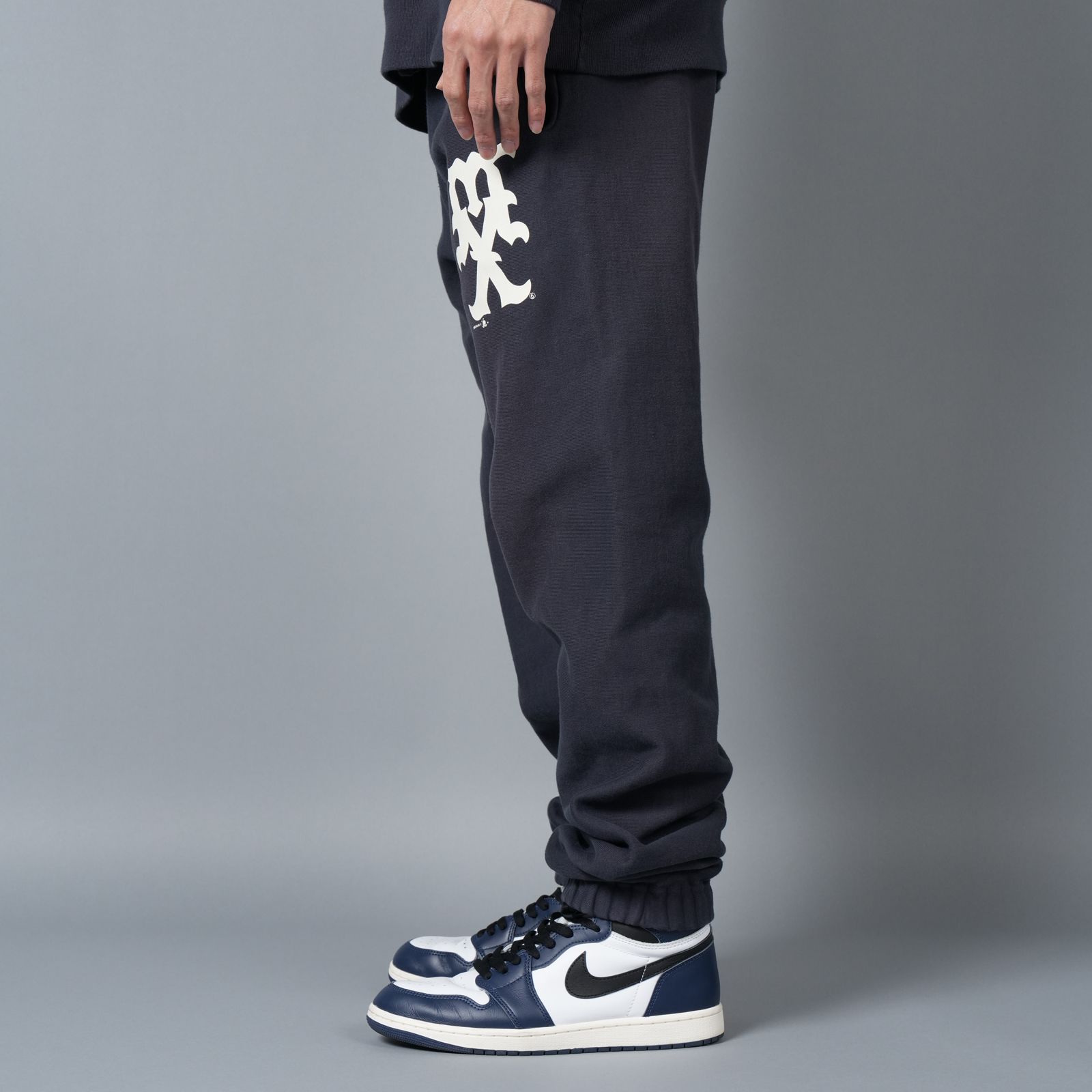 【ラスト1点】SM-YS1-0000-052 / SWT PNT / MX / NAVY / スウェットパンツ (ネイビー)