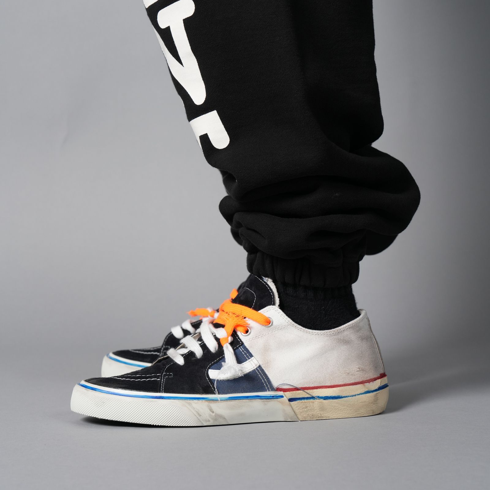 SM-MK8-0000-062 / SWEAT PANTS / I LOVE SAINT / BLACK / スウェットパンツ (ブラック)