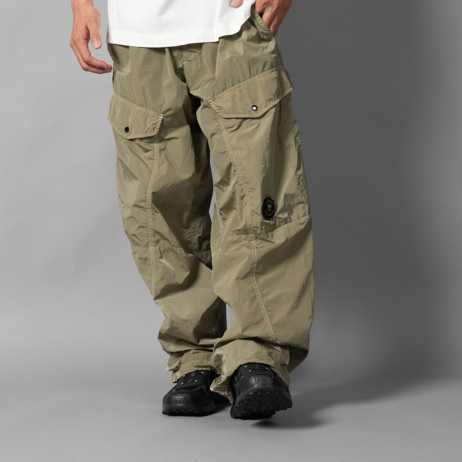 CHROME-R BOXY SEAMLESS CARGO PANTA / カーゴパンツ (フォールンロック)