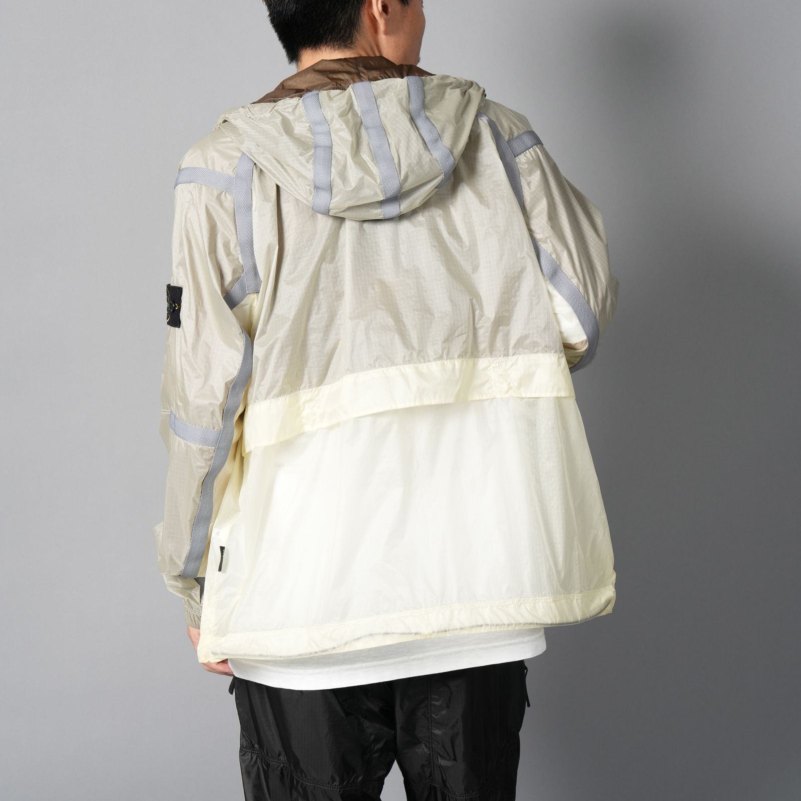 STONE ISLAND - Q100008 / RIPSTOP LIGHT HT NYLON / ナイロン