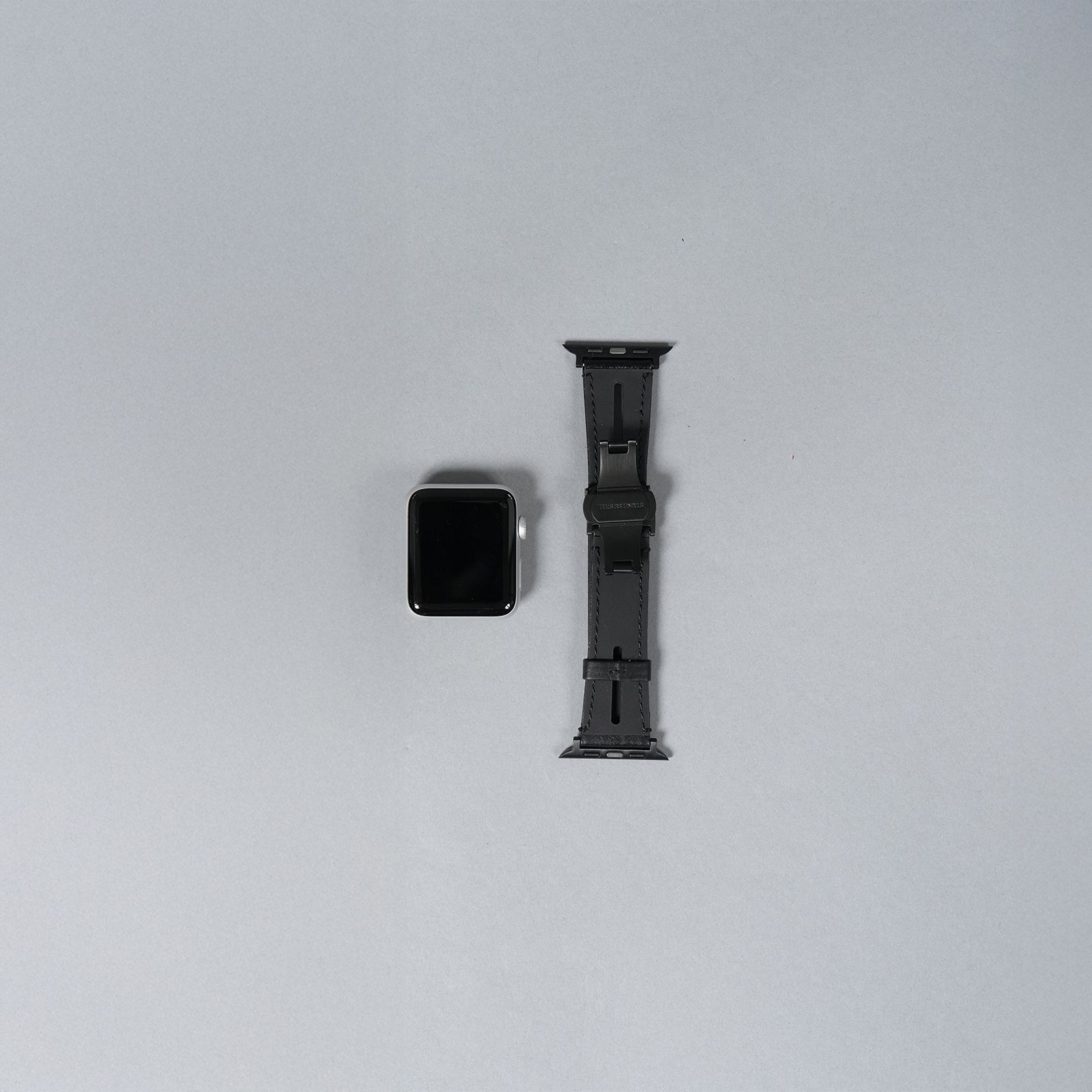 レザーハイブリッドバンド Dバックル for Apple Watch (ブラック)