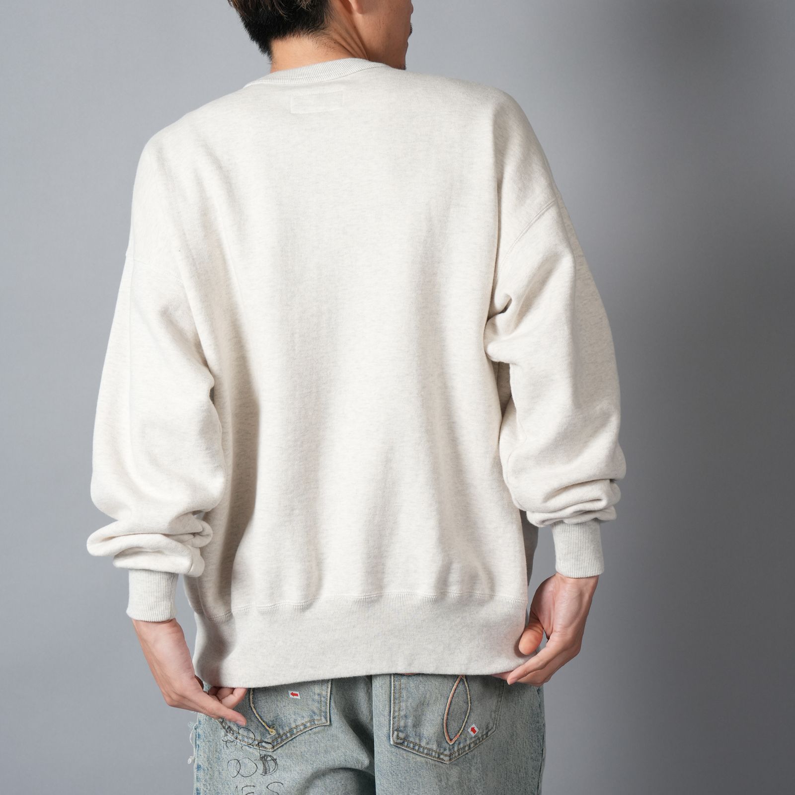 PRINTED CREW NECK(CIGAR) / スウェット・トレーナー (エクリュ)