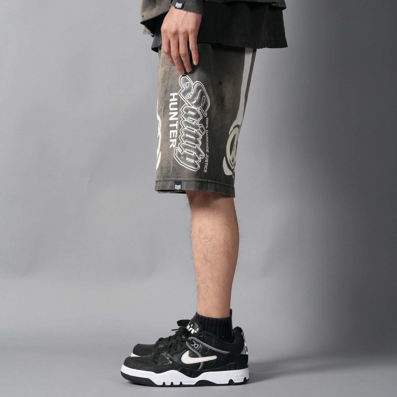 【コラボ】SM-MK8-0000-C33 / BH_CUT SEW SHORTS / BONE / スウェットショーツ (ブラック)