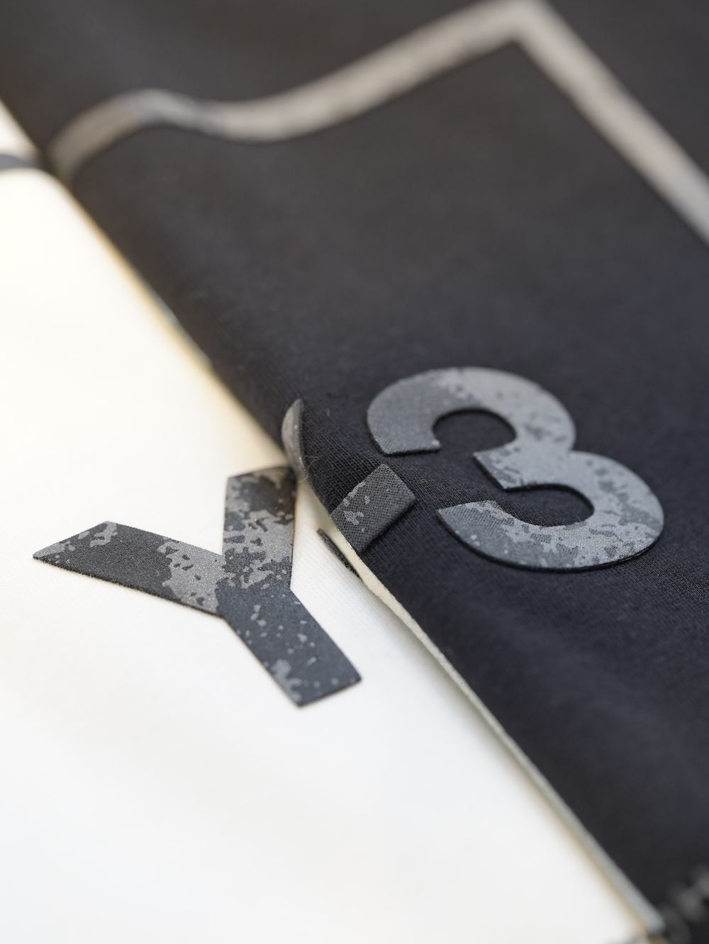 Y-3 / 21ss / ユニセックスで使用できるSQUARE LOGO