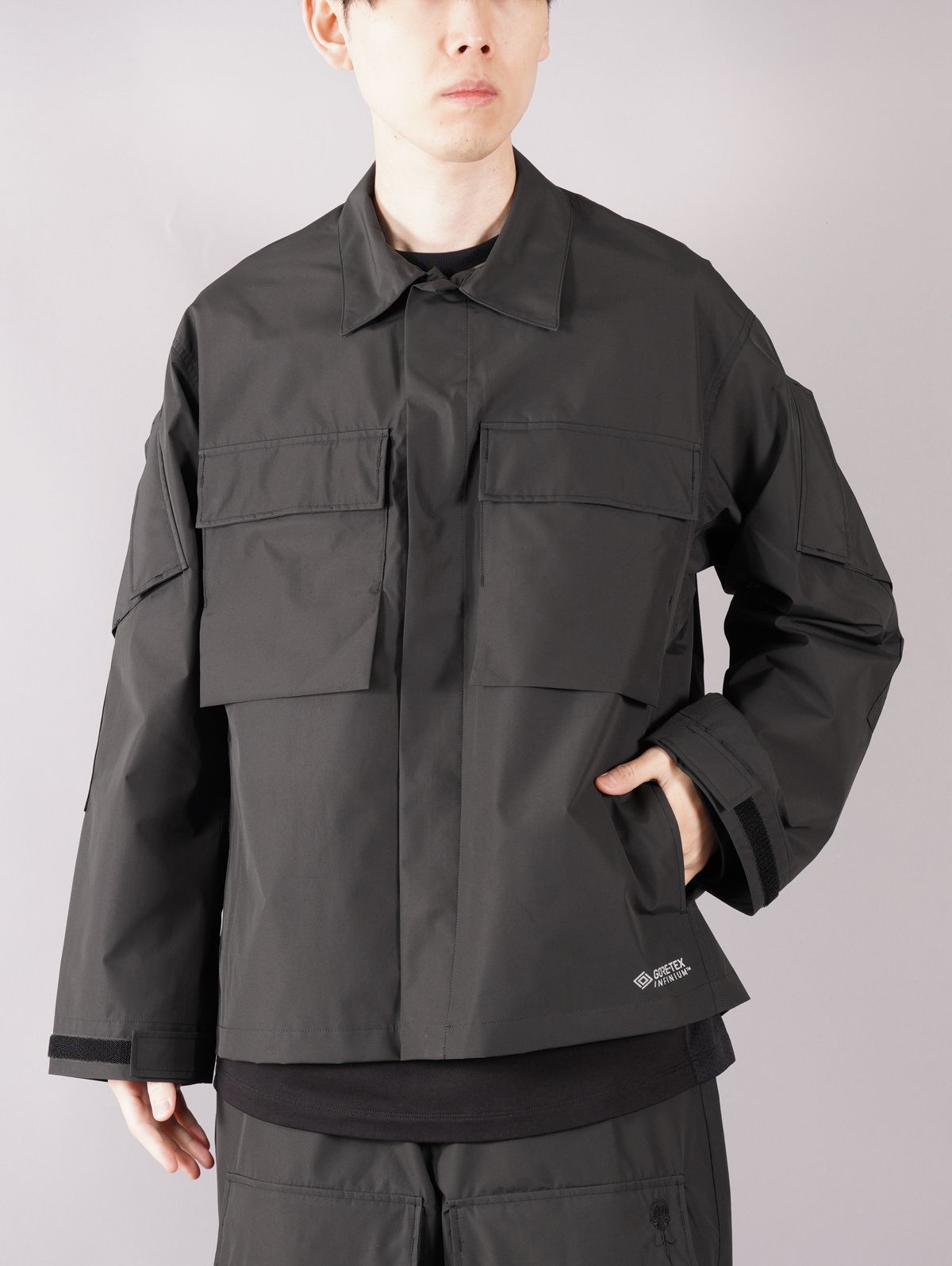 美品】 D-VEC × ALMOSTBLACK GORETEX JACKET-