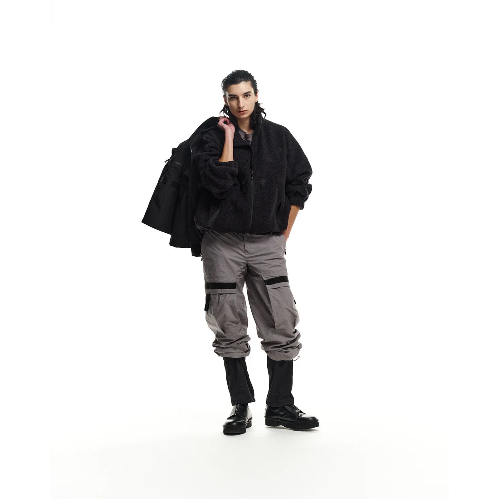 【限定】【D-VEC×ALMOSTBLACK】GORE-TEX 3L w/ POLARTEC DETACHABLE SHELL / マウンテンパーカ [防水・防風] (ブラック)