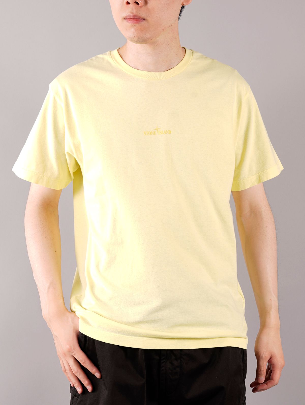 ン 大人気 新品 ノ STONE ISLAND - GRAPHIC SEVEN - プリント Tシャツ / イエロー トップス