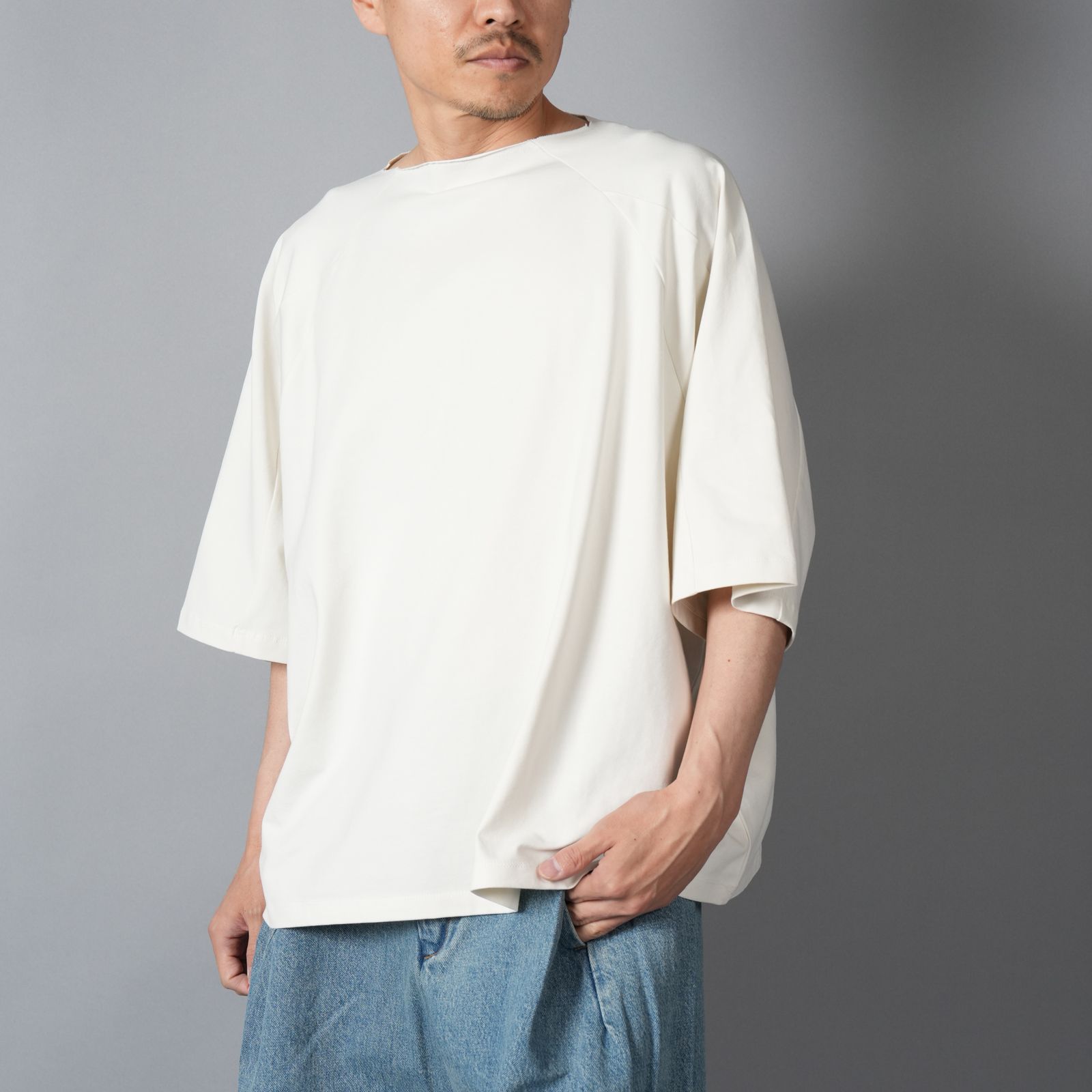 BOX CUT TEE / ボックスカットTシャツ (フラットホワイト)
