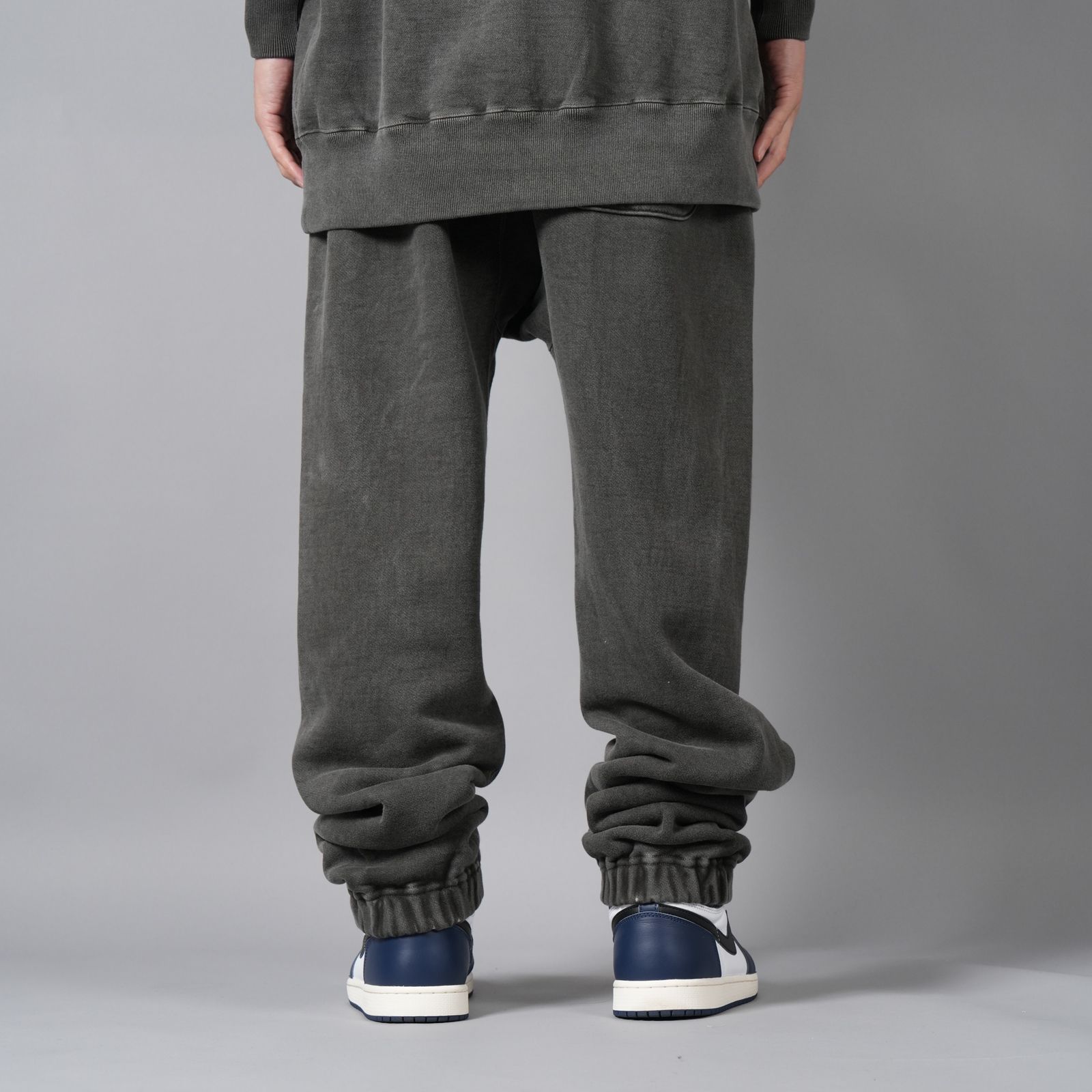 LASTMAN - EMBROIDERED SWEAT PANTS 