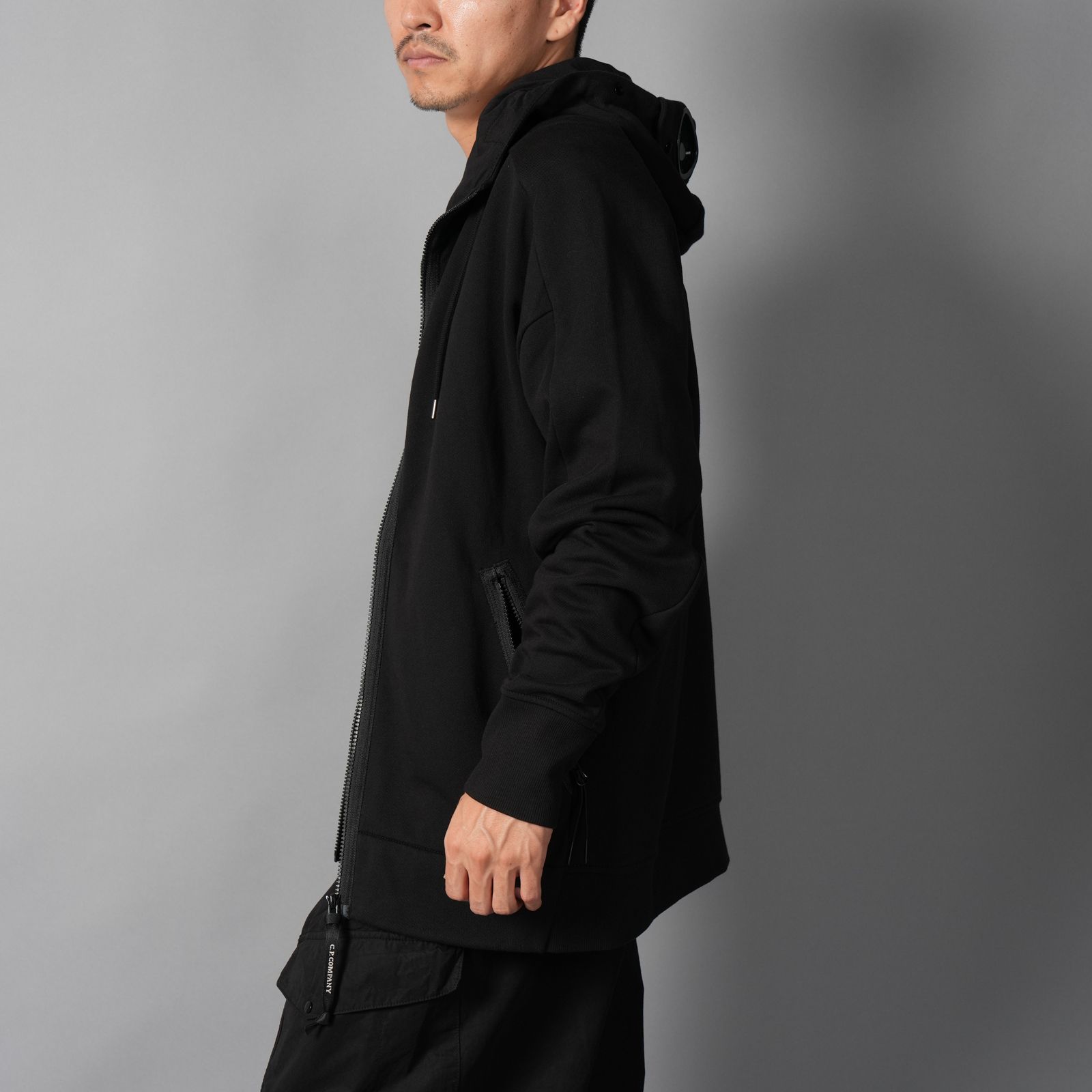 C.P. COMPANY - Diagonal Raised Fleece Goggle Zip Sweatshirt