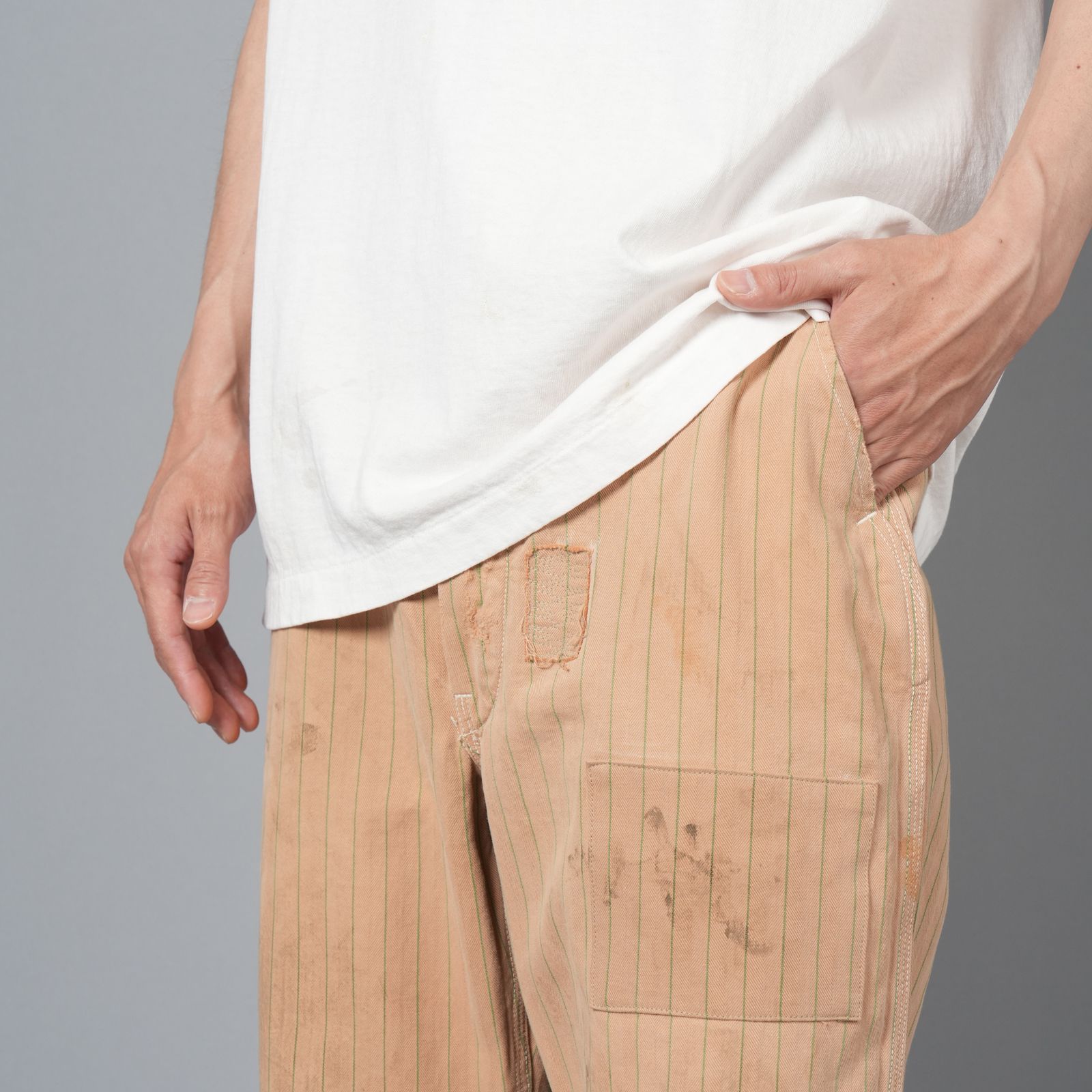 【残りわずか】【コラボ】SM-HR8-0000-C24 / SW_UNIFORM PNTS / STRIPE / BEIGE / ワークパンツ (ベージュ)