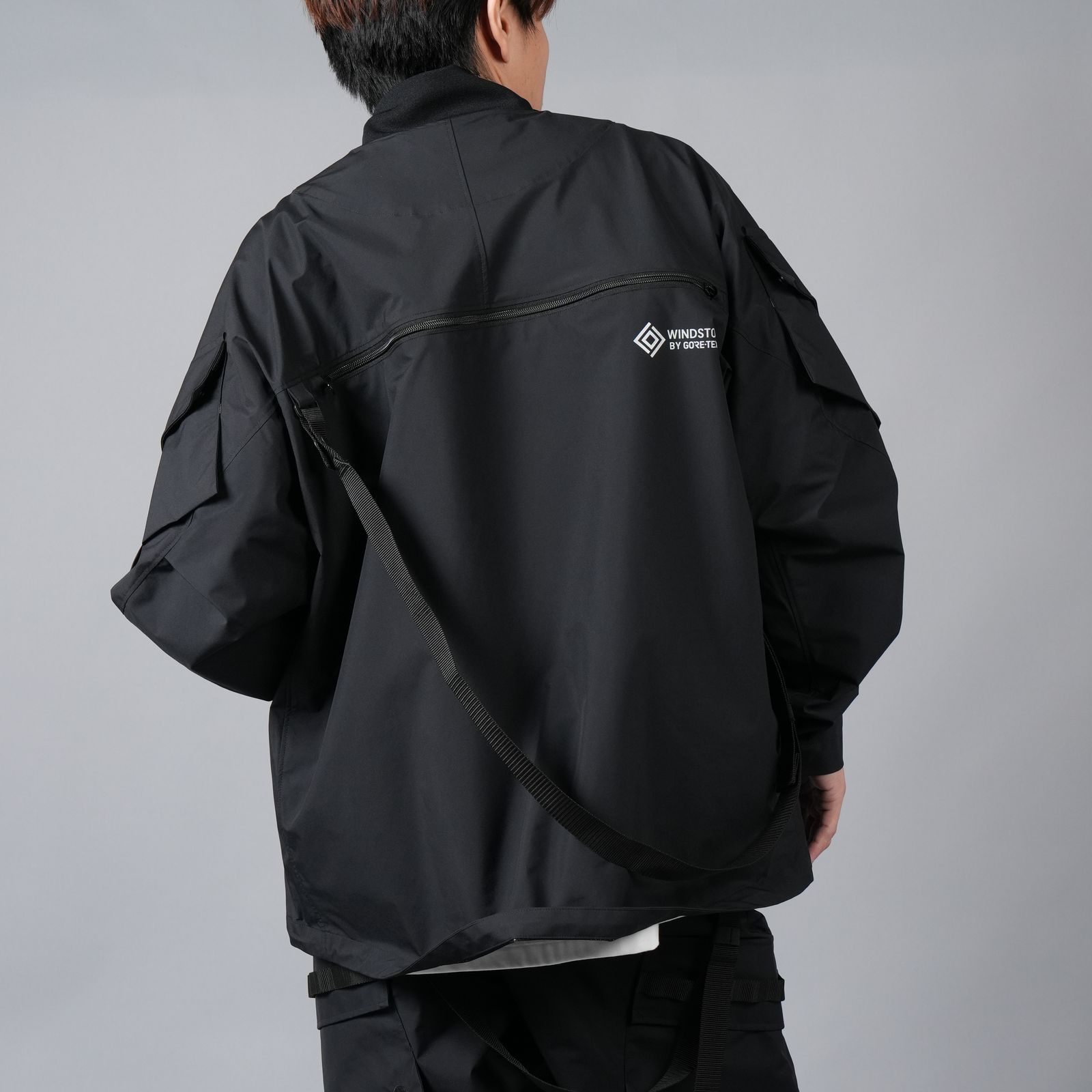 D-VEC - WINDSTOPPER BY GORE-TEX LABS 3L S.R.G.SHIRTS BLOUSON / ゴアテックス ラボ  スリーレイヤー / シャツブルゾン [防水・防風] (ブラック) | Confidence