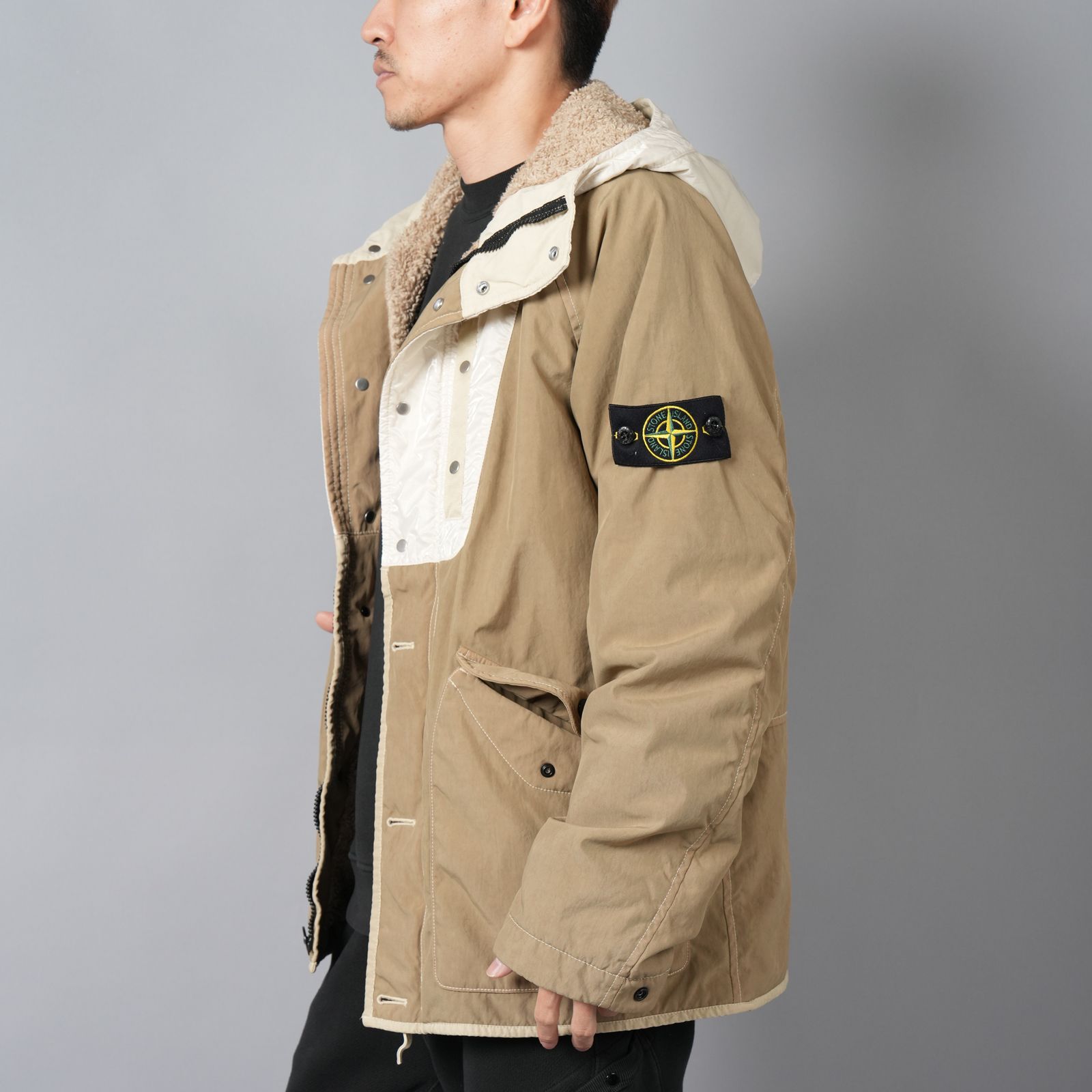 STONE ISLAND - 44021 / NYLON PANAMA WITH NEW SILK LIGHT GARMENT DYED / アウター  (ライトブラウン) | Confidence