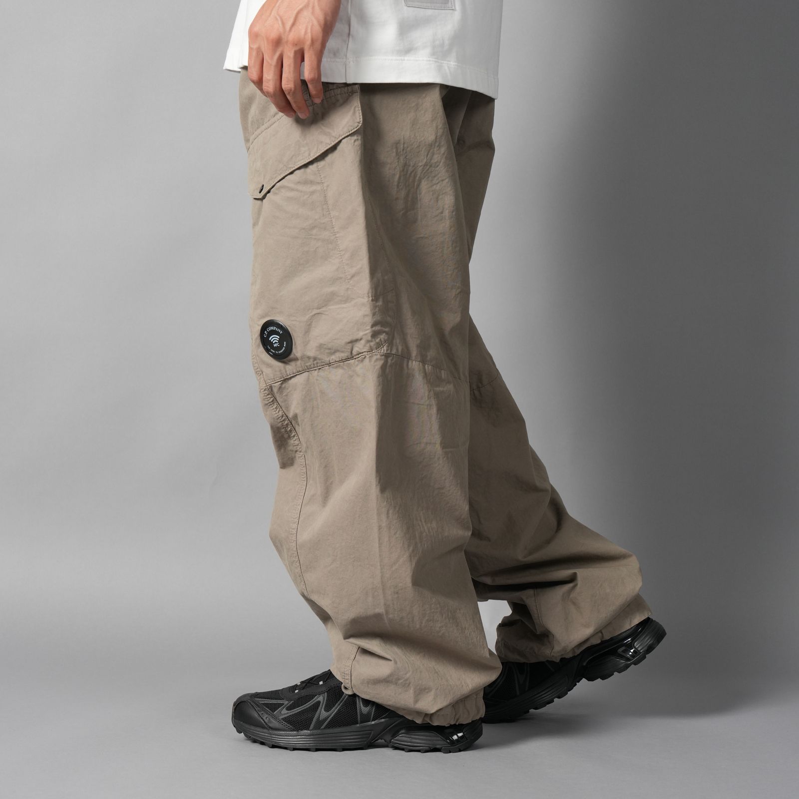 MICROREPS BOXY LENS CARGO PANTS / カーゴパンツ (フォールンロック)