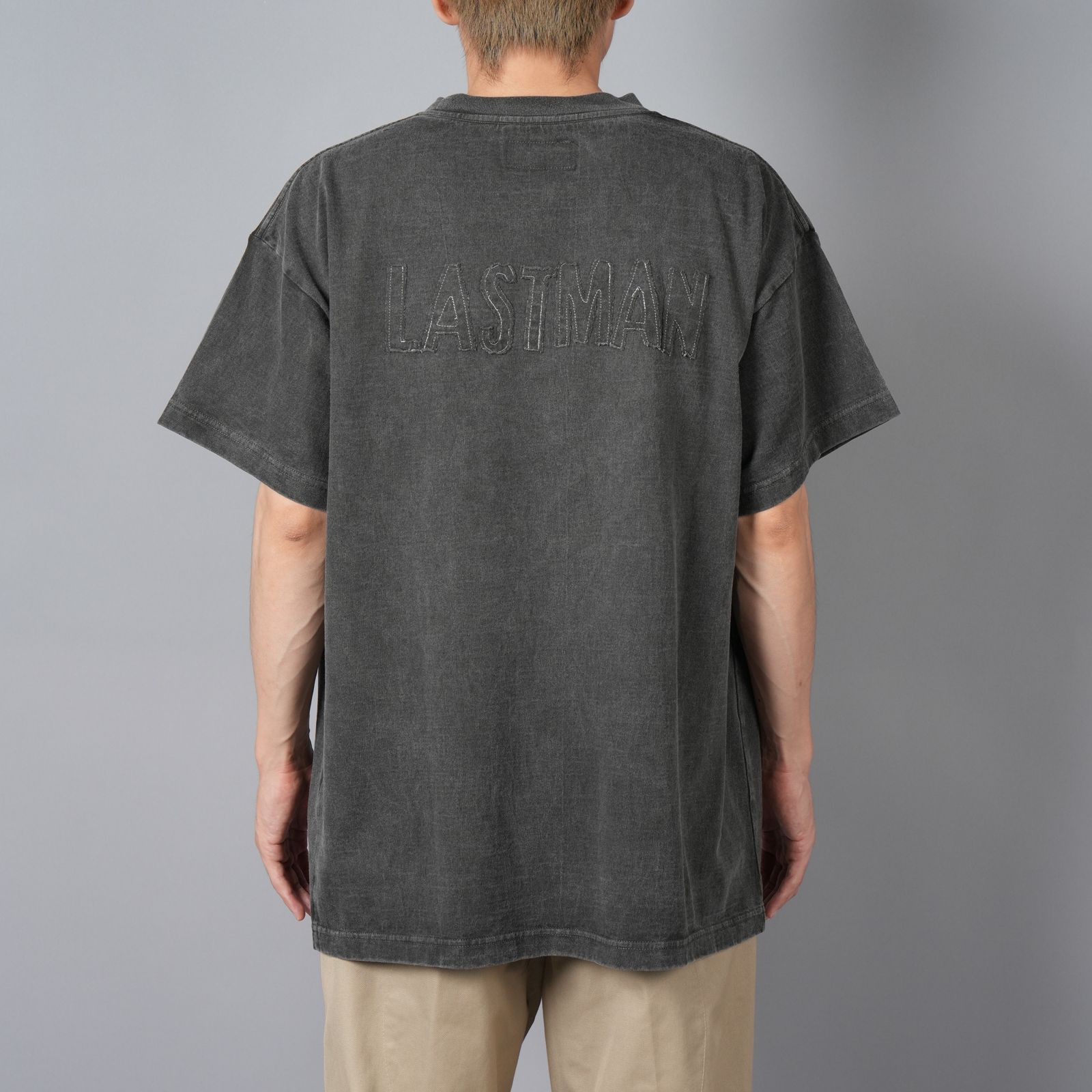 【残りわずか】TEE SHIRTS "PATCH" / Tシャツ (ブラック)