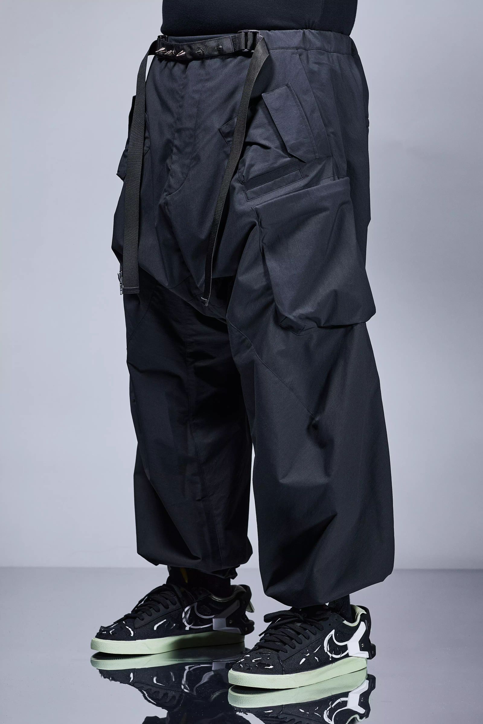 CHRYSOMALLON★Draping Spike Leather Pants ユニセックス CN2 楽天市場】【ACRONYM / アクロニウム】 ENCAPSULATED NYLON