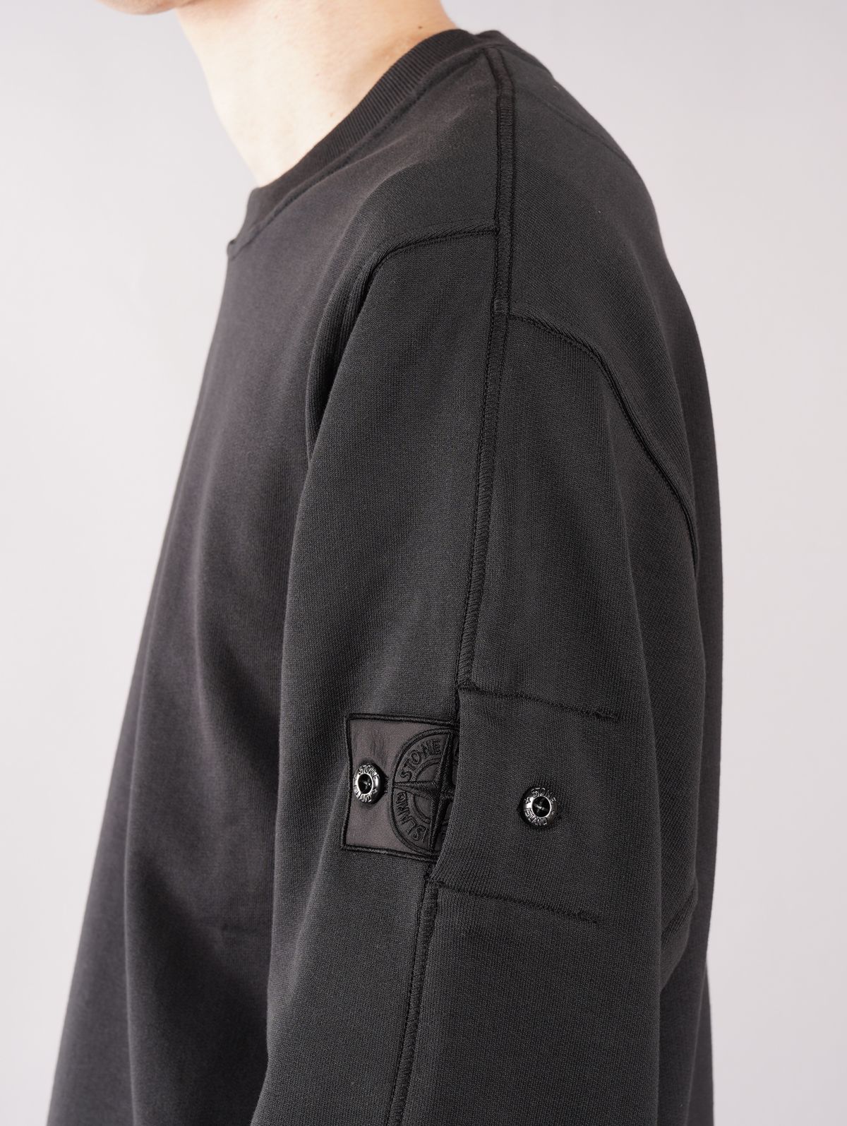 【ラスト1点】CREWNECK FELPA_CHAPTER 1 COTTON LYOCELL FLEECE / クルーネック スウェット (コットンリヨセル) / ブラック/ ルーズフィット