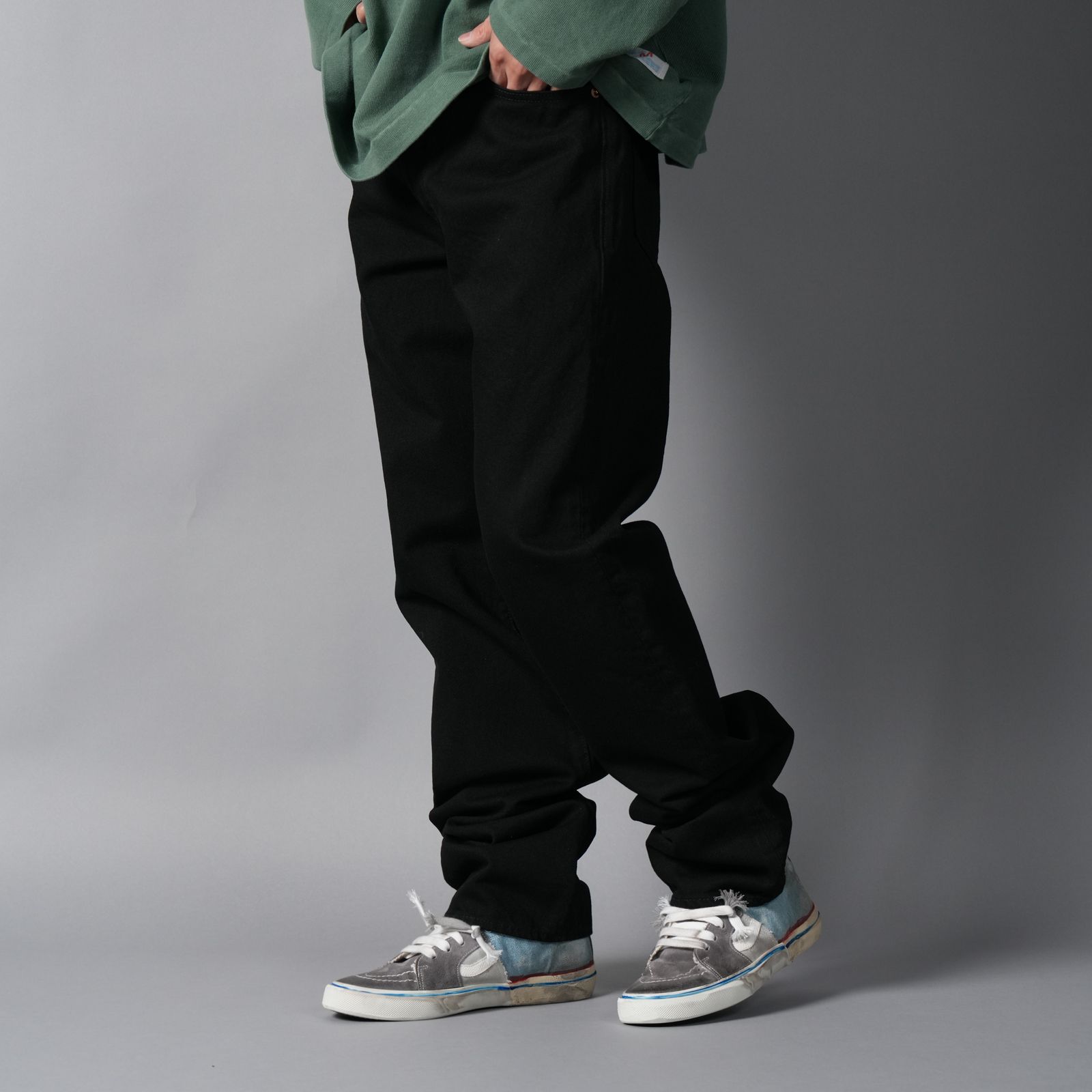 【残りわずか】SM-MK8-0000-077 / BLACK DENIM PANTS / STRAIGHT/ デニムパンツ (ブラック)
