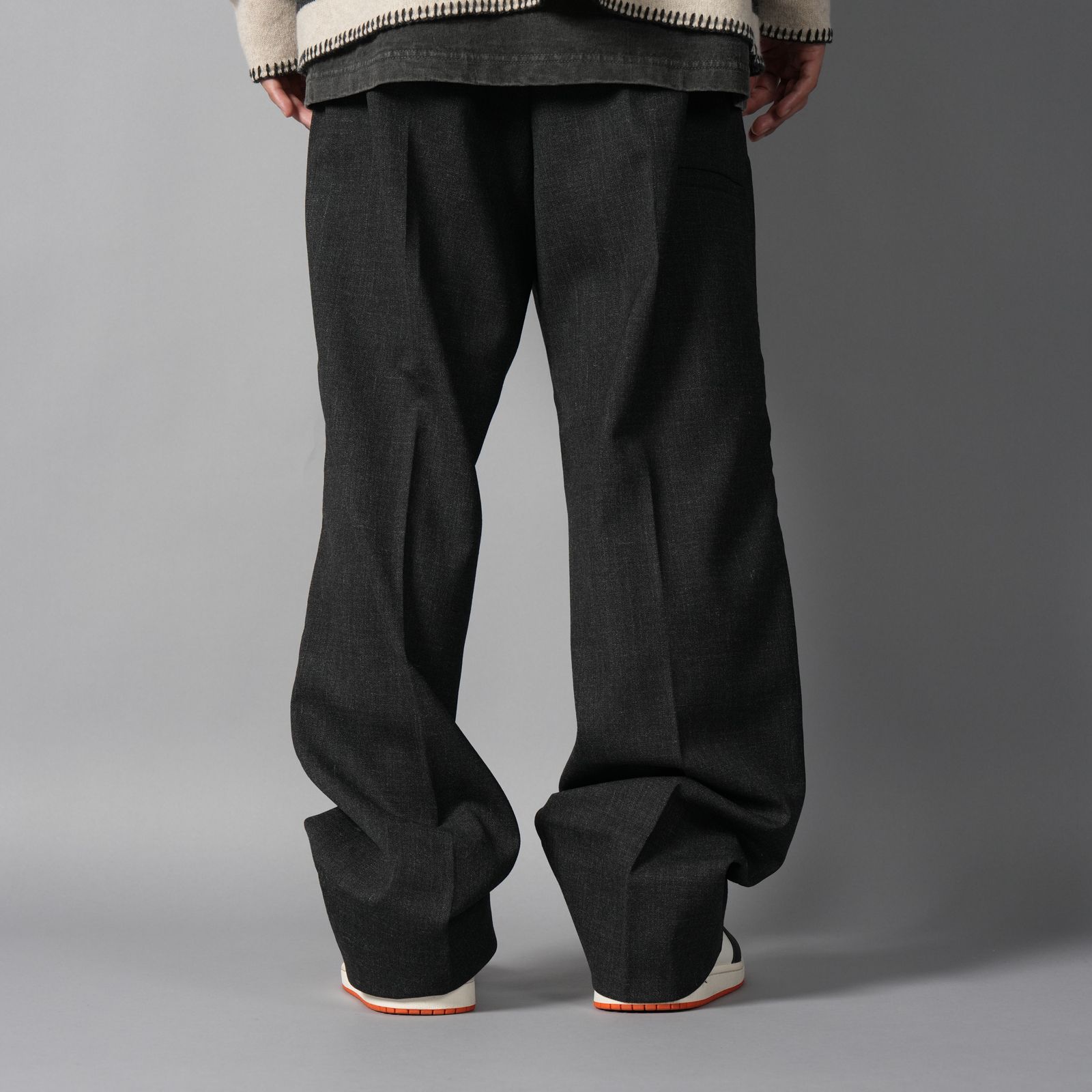 【ラスト1点】One Tuck Slacks / ワンタックスラックス (ブラック)