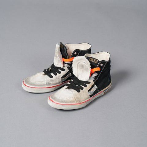 CALY STAR HI / キャリースターハイ / スニーカー (ブラック/ブラック/マルチカラー)