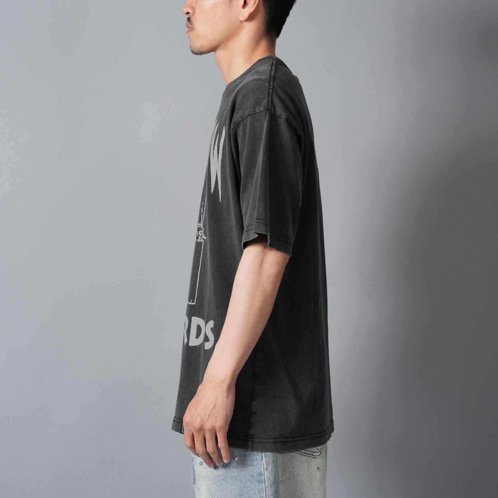 UIZZ-22634 / DEATHROW / デスロウ / Tシャツ (ブラック)