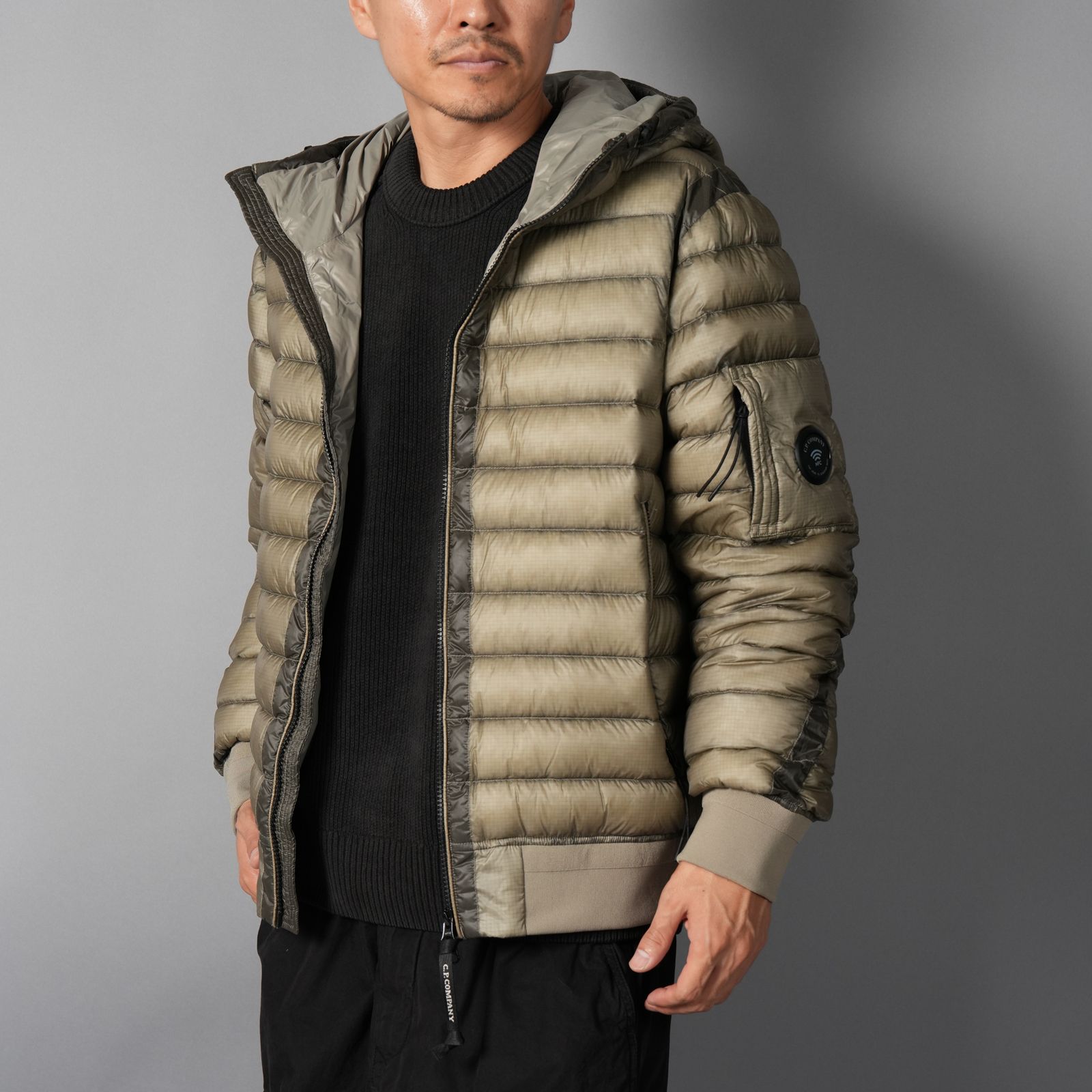 【残りわずか】D.D. Shell Hooded Lens Down Jacket / フーデッド レンズ ダウンジャケット (フォールンロック)