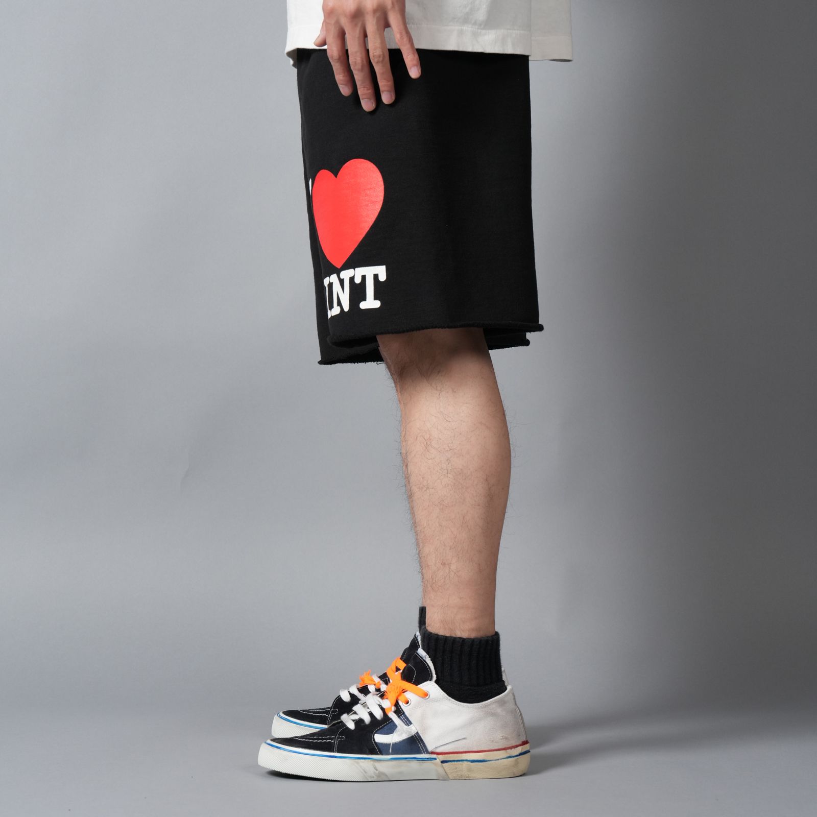 SM-MK8-0000-066 / SWEAT SHORTS / I LOVE SAINT/BLK / スウェットショーツ (ブラック)